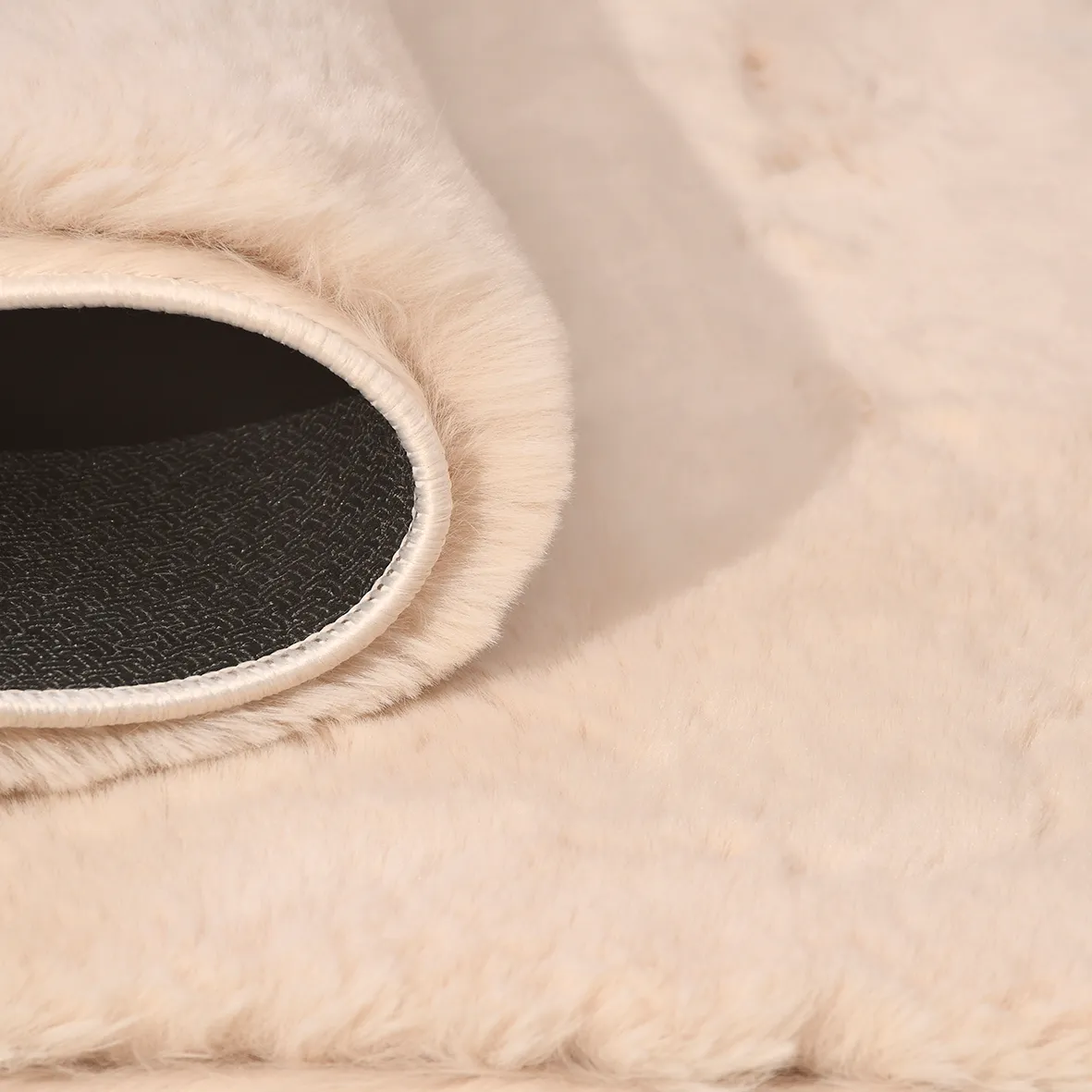 YoudayHomeCollection Tavşan Poly Peluş Halı Model Oturma Odası Halısı