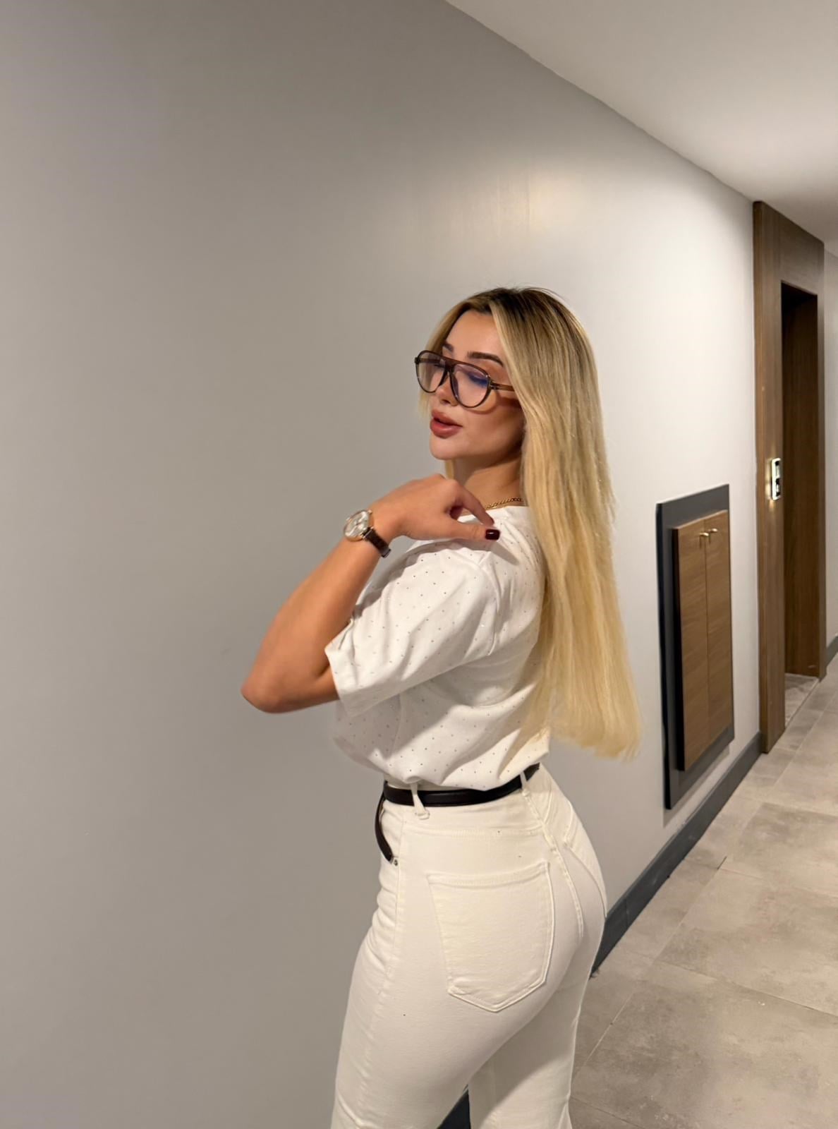 TAŞLI TİŞÖRT BEYAZ