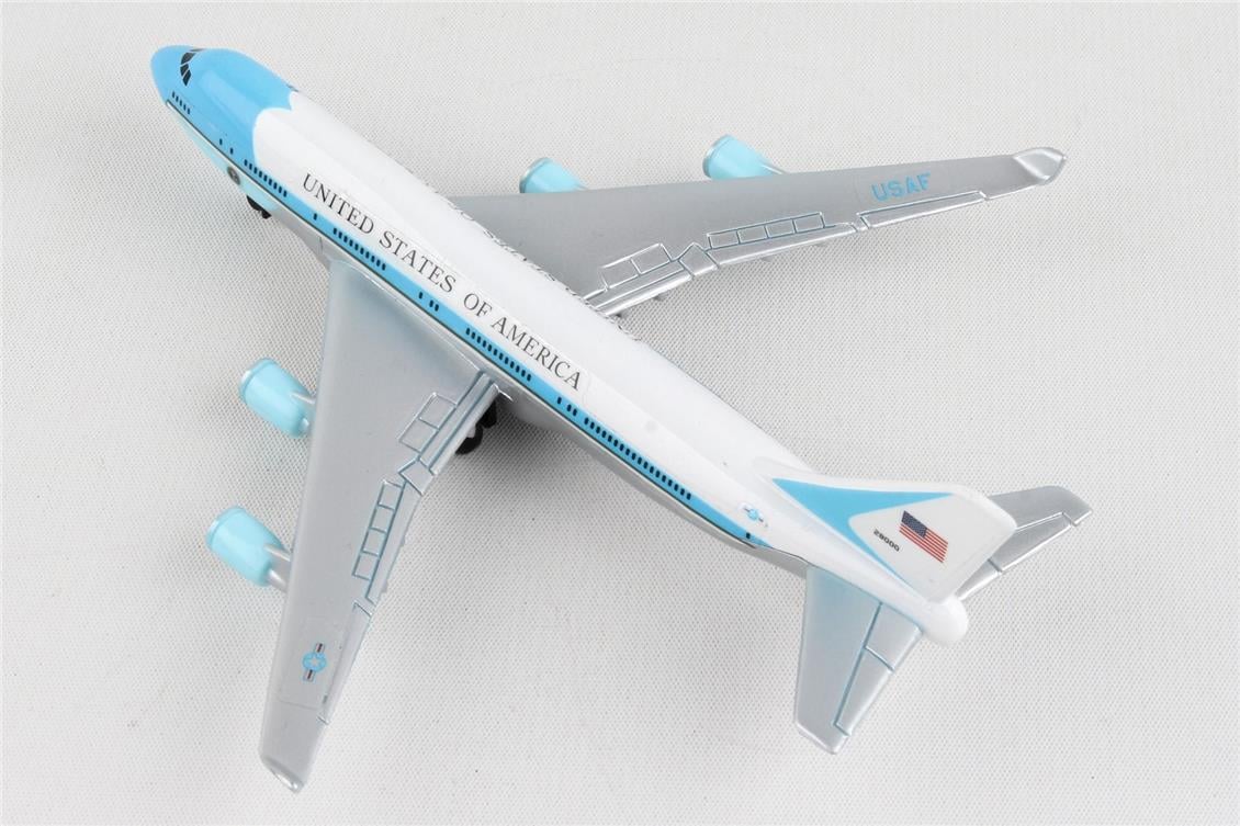 Daron 86RT-5734 Air Force One, 12,5 cm. Metal Gövde, Plastik Kanatlar, Sergilemeye Hazır Model Yolcu Uçağı