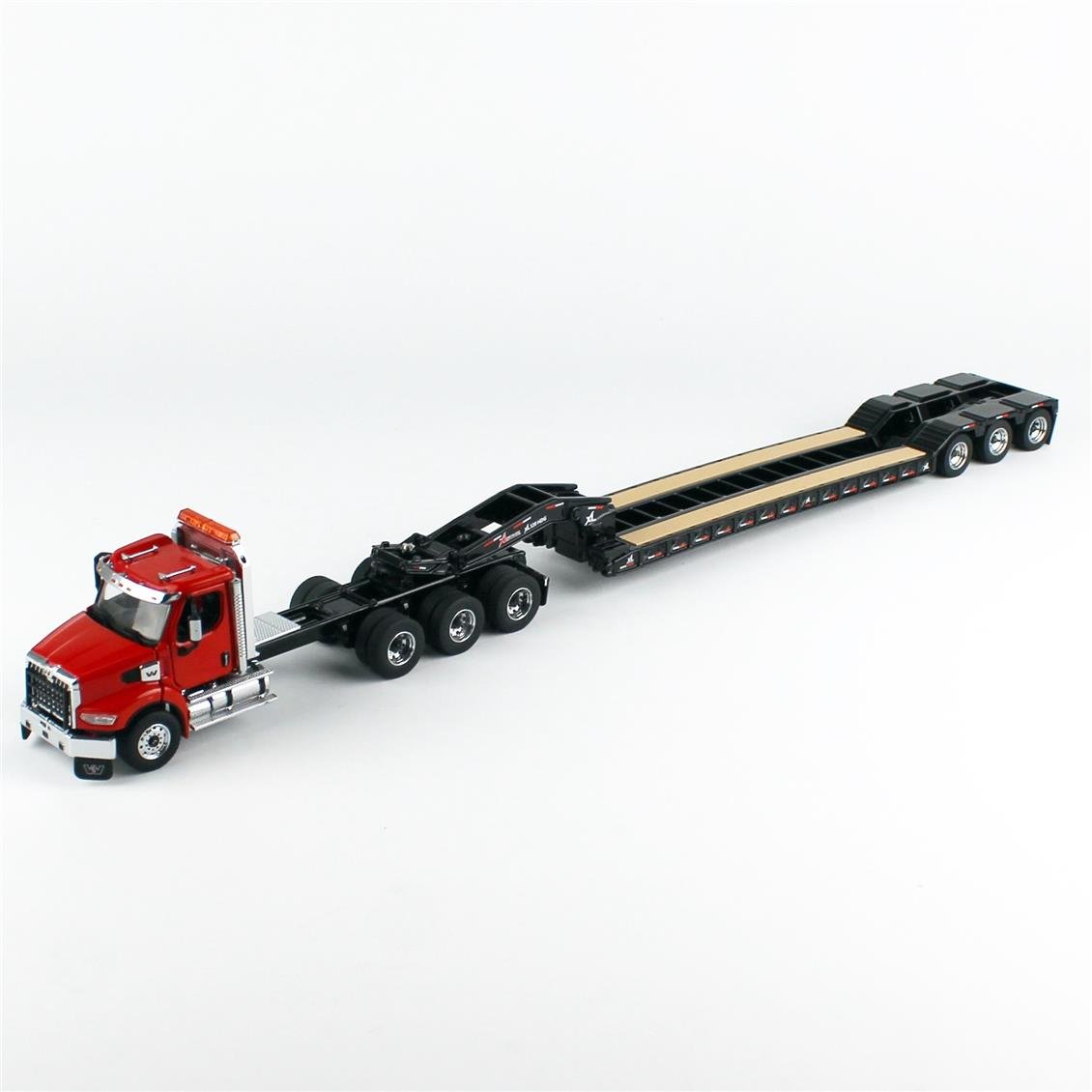 Diecast Masters 71090 1/50 Ölçek, Western Star 49X SBFA Tridem Kırmızı Kabinli Çekici ve XL 120 HDG Drop Deck Dorse, Sergilemey