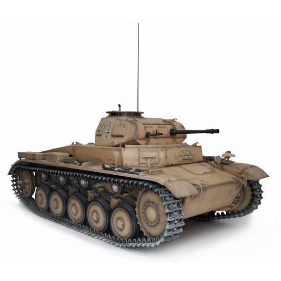 Dragon 75042 1/6 Ölçek,  Pz.Kpfw.II Ausf. C Hafif Tankı Plastik Model Kiti