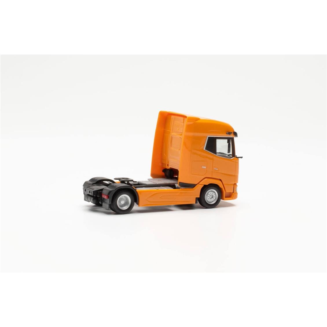 Herpa 315760-002 1/87 Ölçek, DAF XG Çekici, Turuncu, Sergilemeye Hazır Model Araç