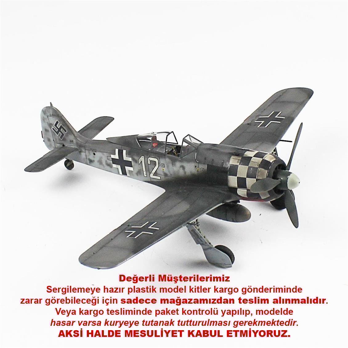 QD031 1/48 Focke-Wulf 190 F-8 Sergilemeye Hazır Plastik Uçak Maketi