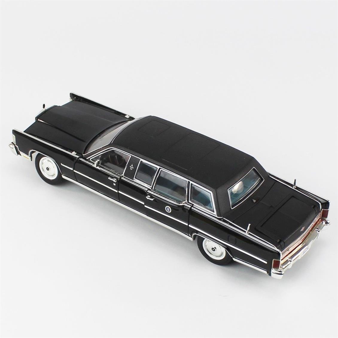 Road Signature 24068 1/24 1972 Lincoln Continental Reagan Car, Black, Sergilemeye Hazır Metal Araba Modeli