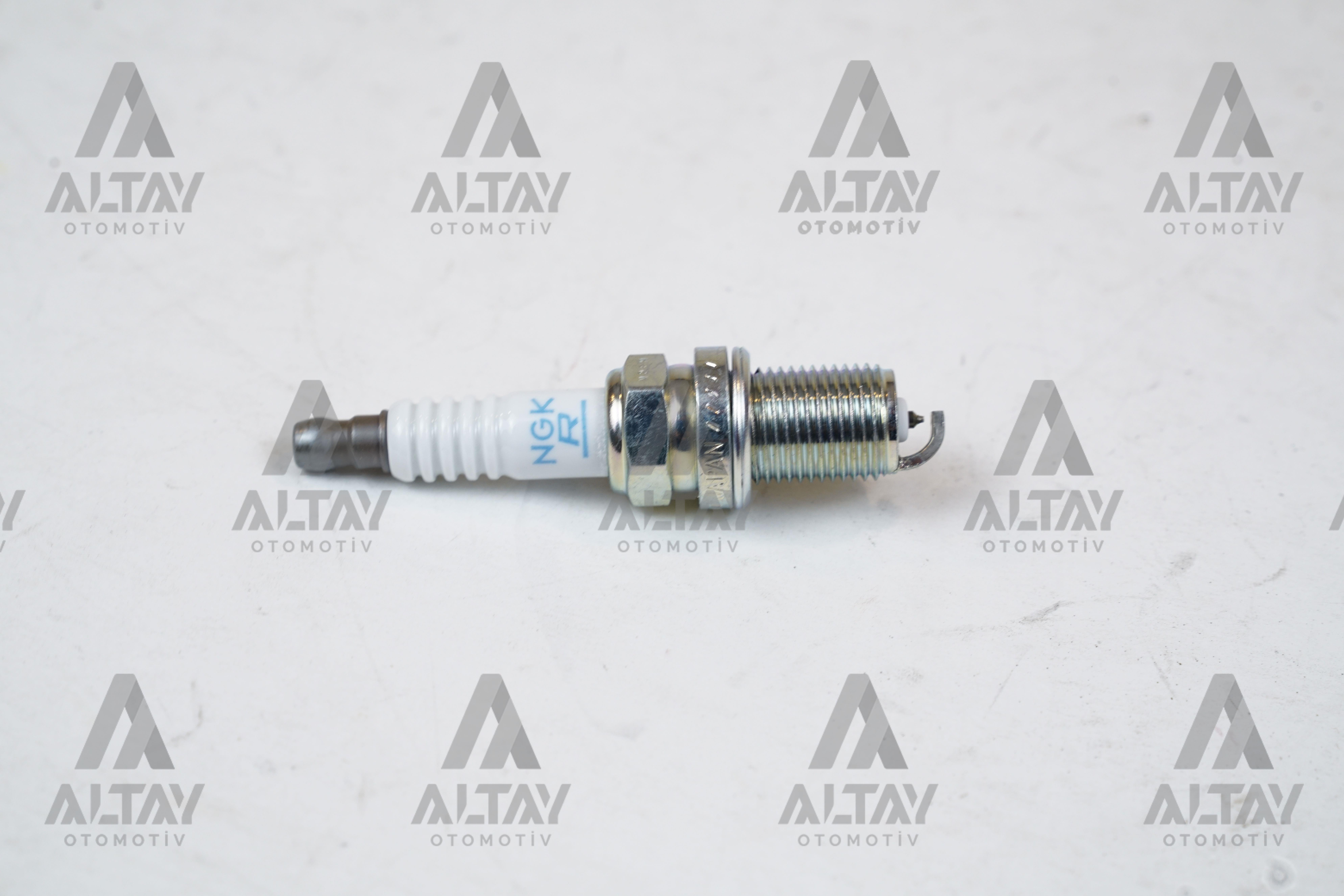 ATEŞLEME BUJİSİ PASSAT / A4 / A6 96-04 AEB-APU-AWT (PFR6Q)