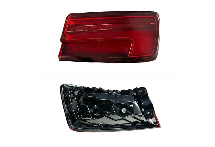 Audi Stop A3 Sedan 17-20 Dış Sağ (Ledli) - 8V5945092D