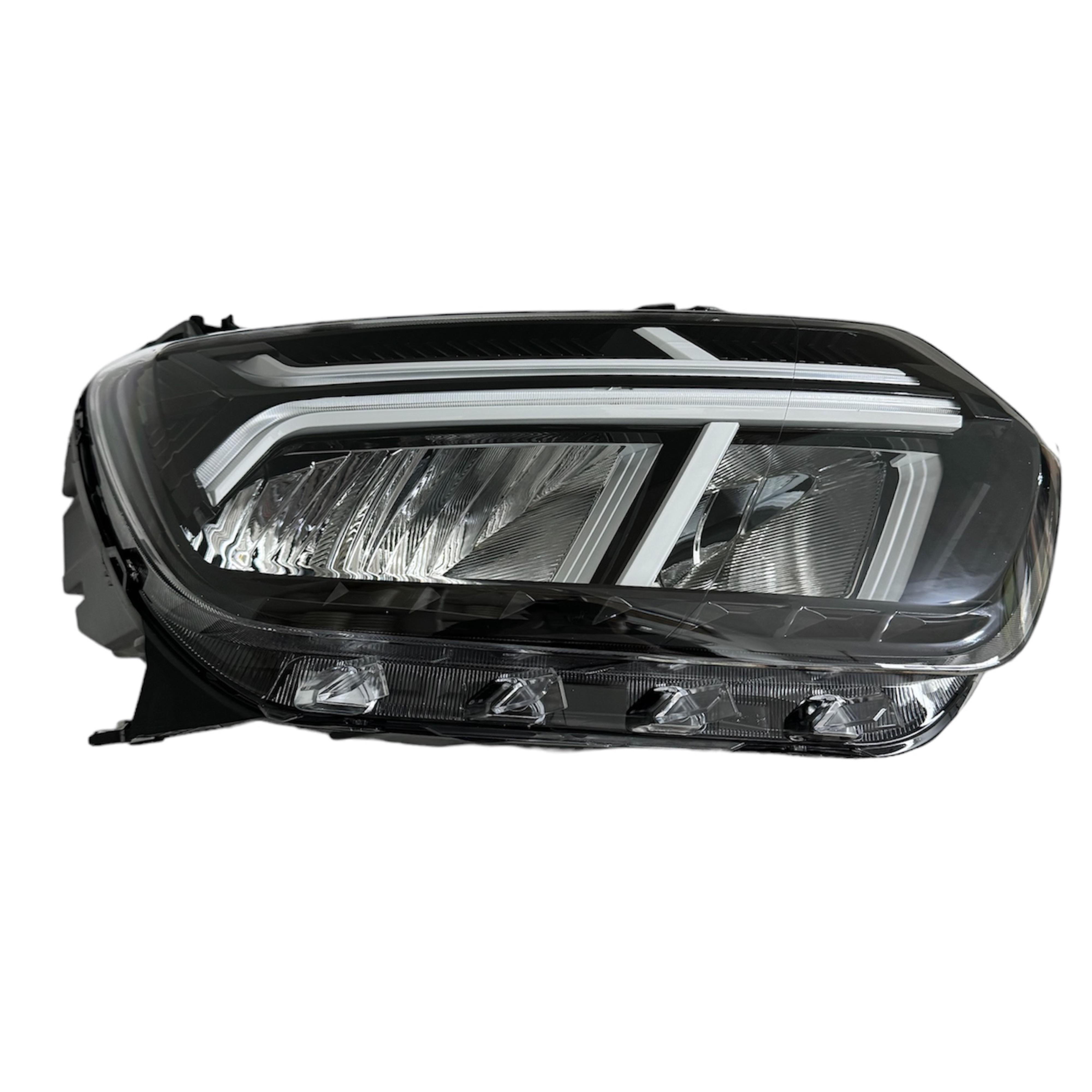 Dacıa Far Duster 21-24 Sağ (Motorlu/Beyaz) - 260106194R