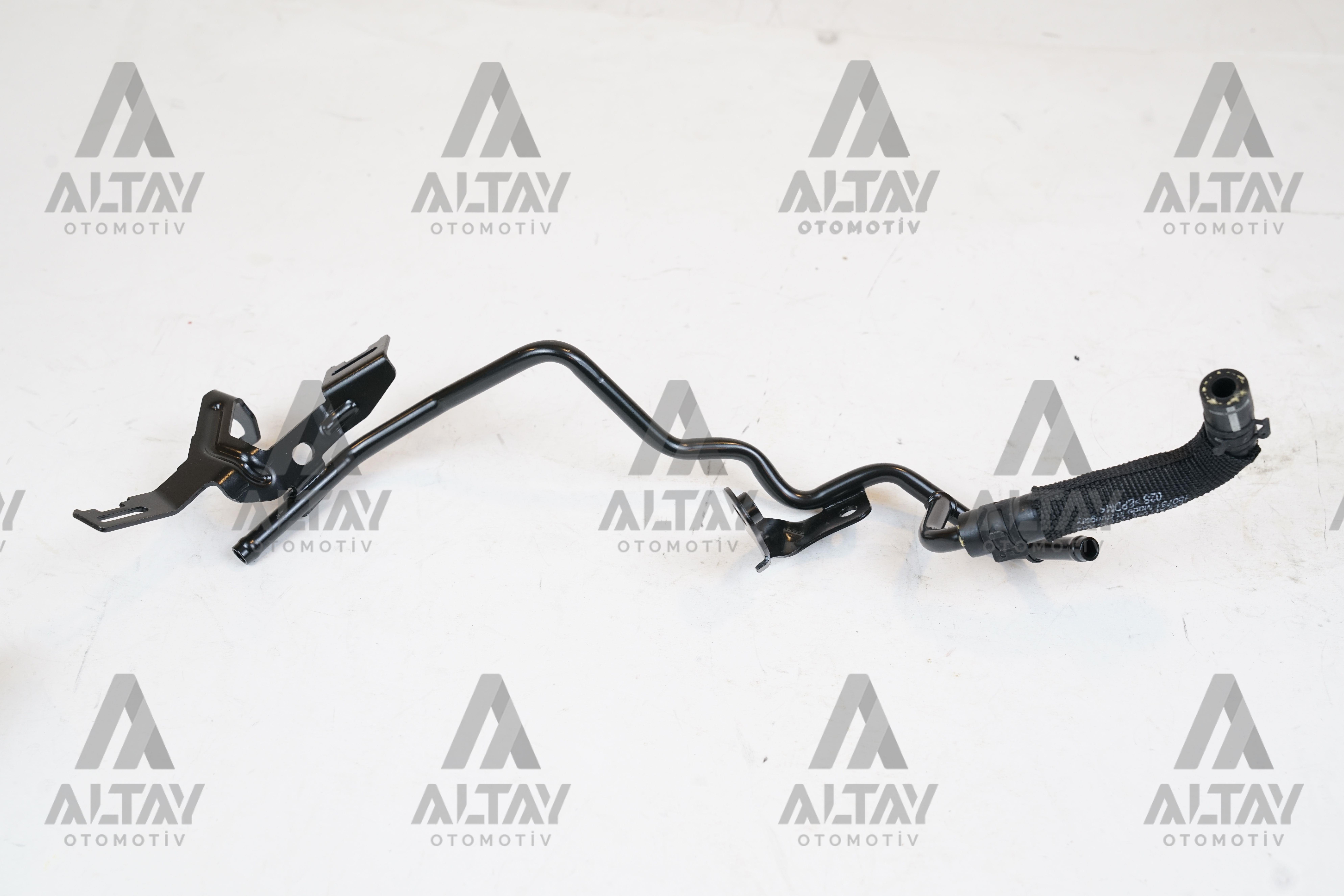 HORTUM RADYATÖR GOLF / PASSAT / TİGUAN / A3 / LEON / OCTAVİA 13= CLH-CXXB-DCXA 1.6 TDİ