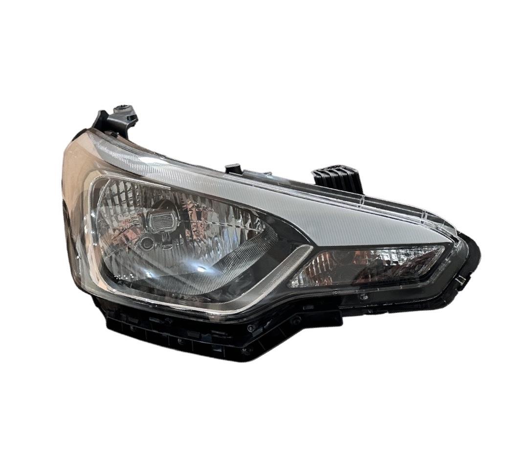 Hyundaı Far İ20 16-18 Sağ (Merceksiz/Motorlu) - 92102-C8000