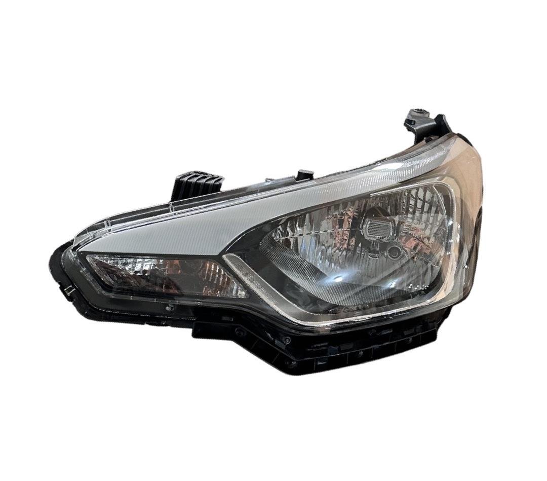 Hyundaı Far İ20 16-18 Sol (Merceksiz/Motorlu) - 92101-C8000