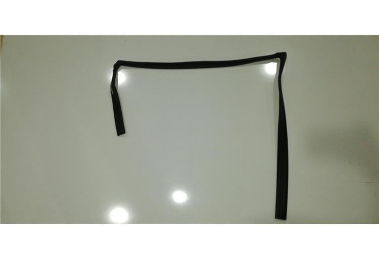 Hyundaı Fitil Cam Kapı Accent Blue 11-15 Arka Sağ (Camın İçine Gelen) - 83541-0U000