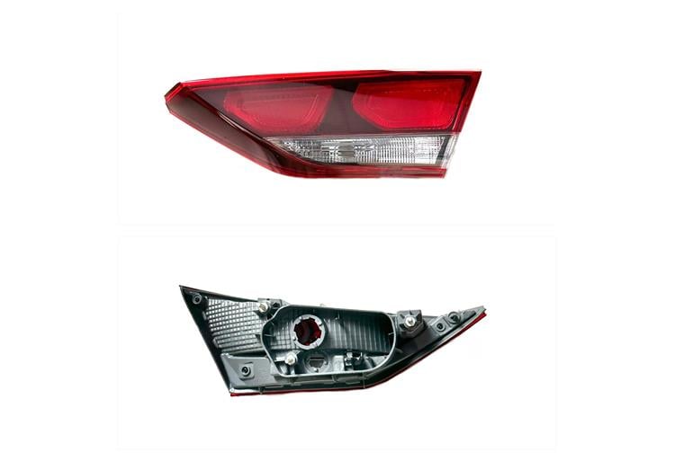 Hyundaı Stop Elantra 16-18 İç Sağ (Ledsiz) - 92404-F2000