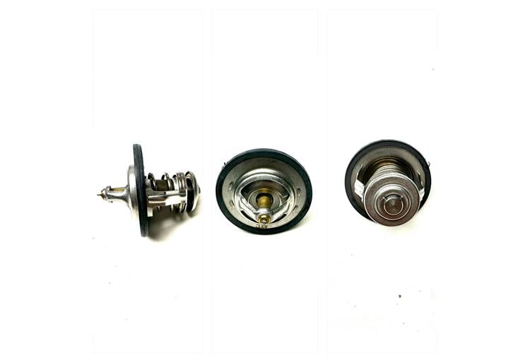 Hyundaı Termostat Starex/H100 Kmyt/Carisma 1,6-1,8 96-01/ Lancer 03-08/Pajero 05-09 (82 Derece) - 25510-42100/ZB56MC-82