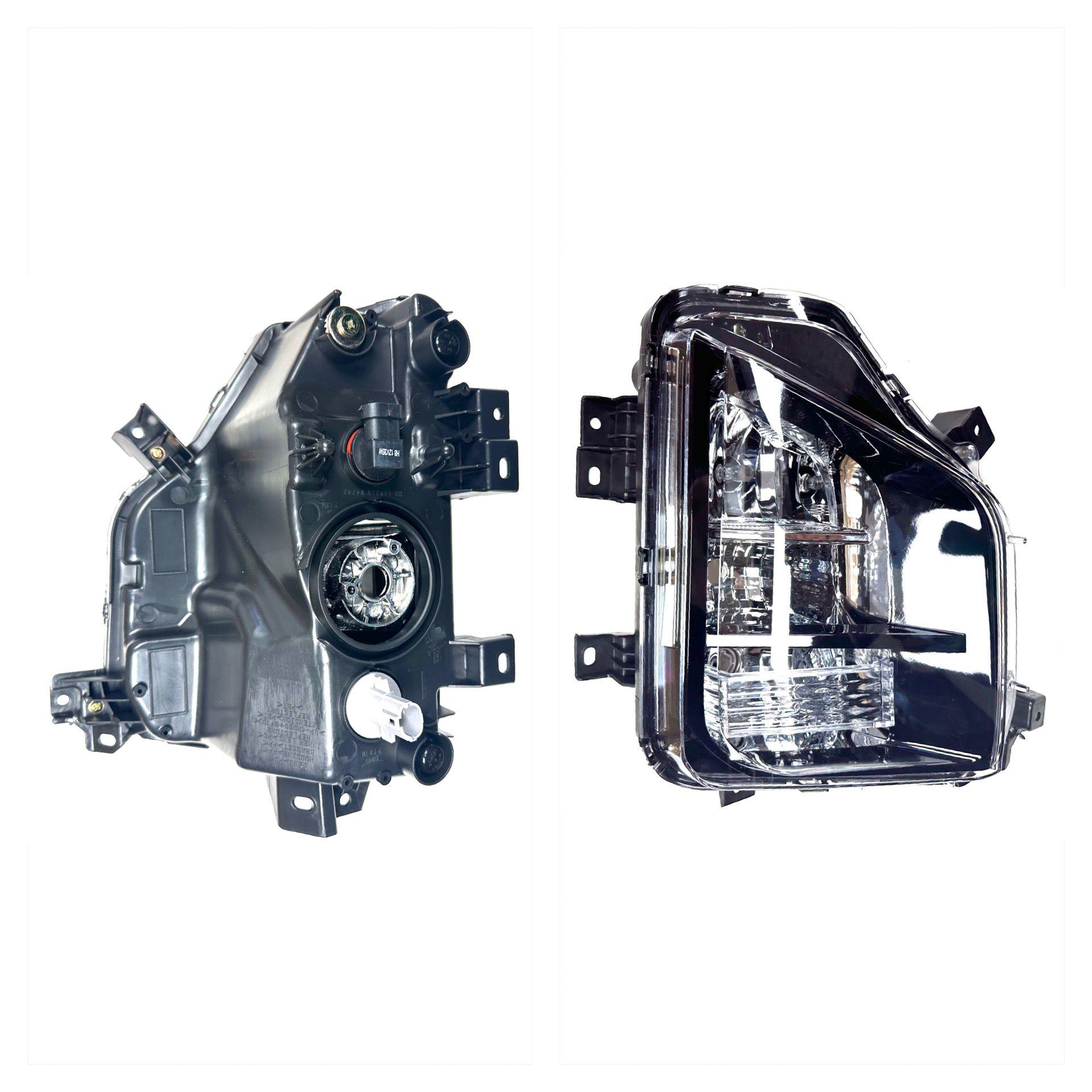 Mıtsubıshı Lamba Sis L200 19-21 Sol (Üç Ampullu Tip) - 8315A059