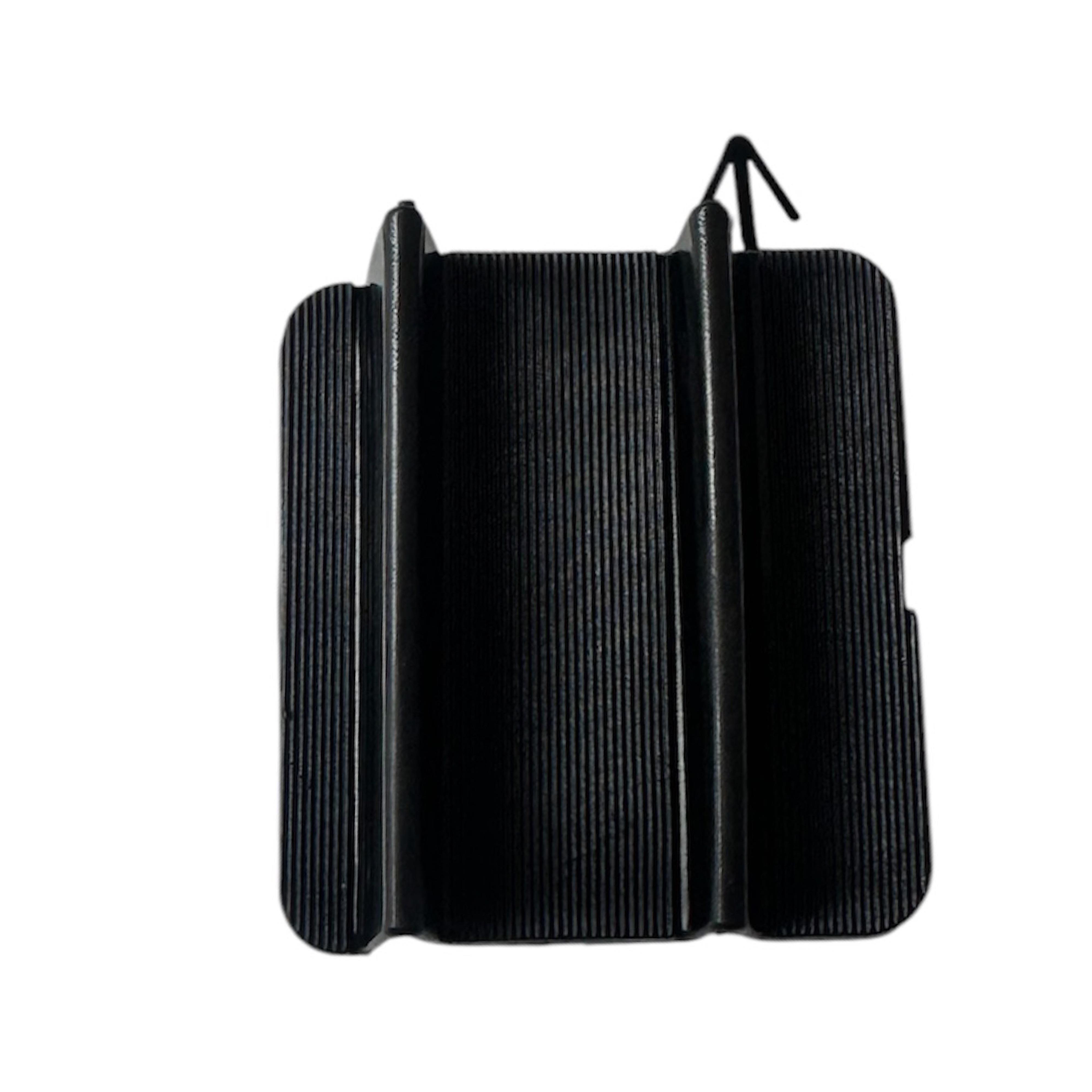 Nıssan Çeki Kapağı Micra 10-13 Ön - UNİ-TMPN-142