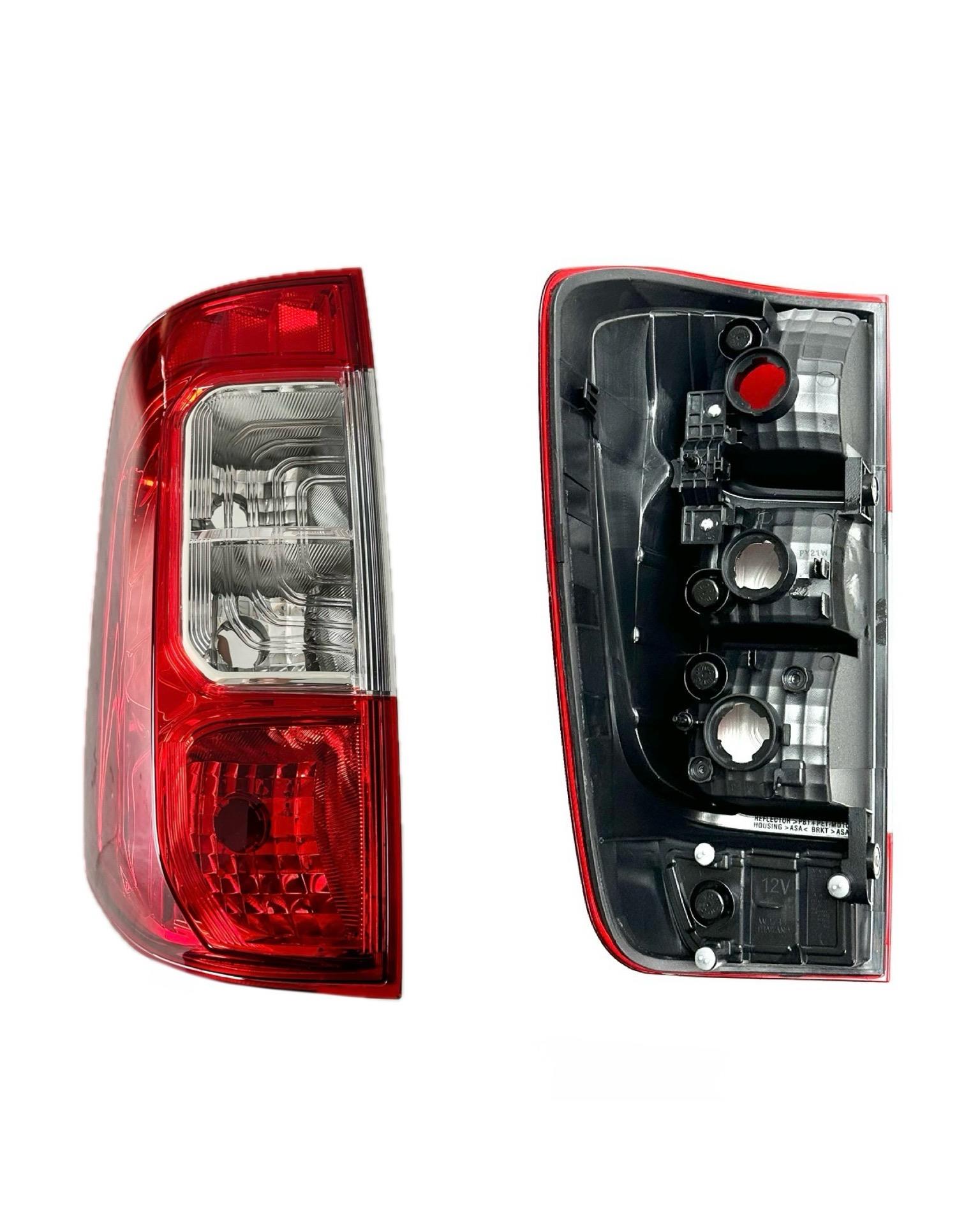 Nıssan Stop Navara 15-18 Sağ (Duysuz) - 215-19ACR-RD-UE