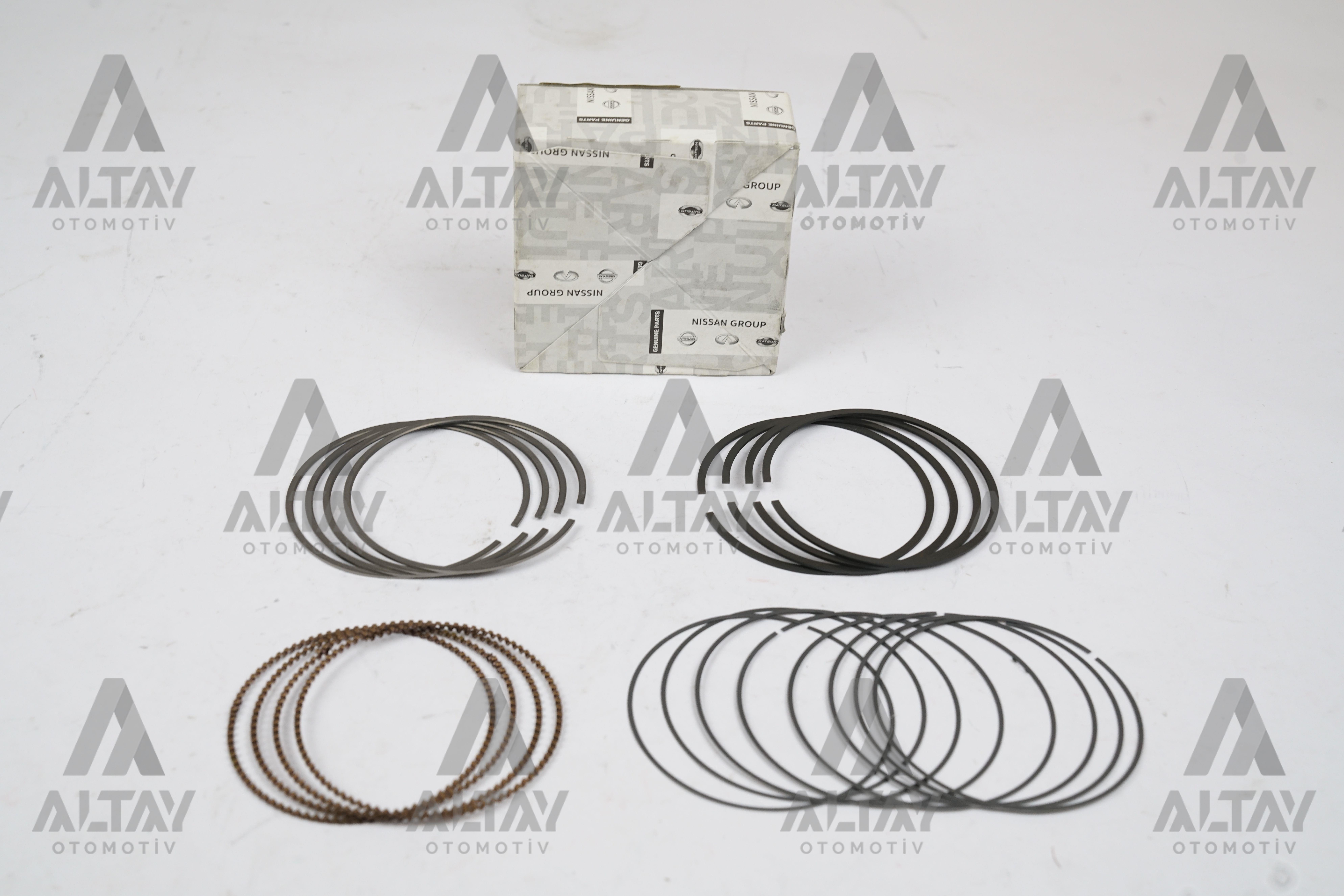 SEGMAN TAKIM JUKE 14= / 1.6 HR16DE / STD