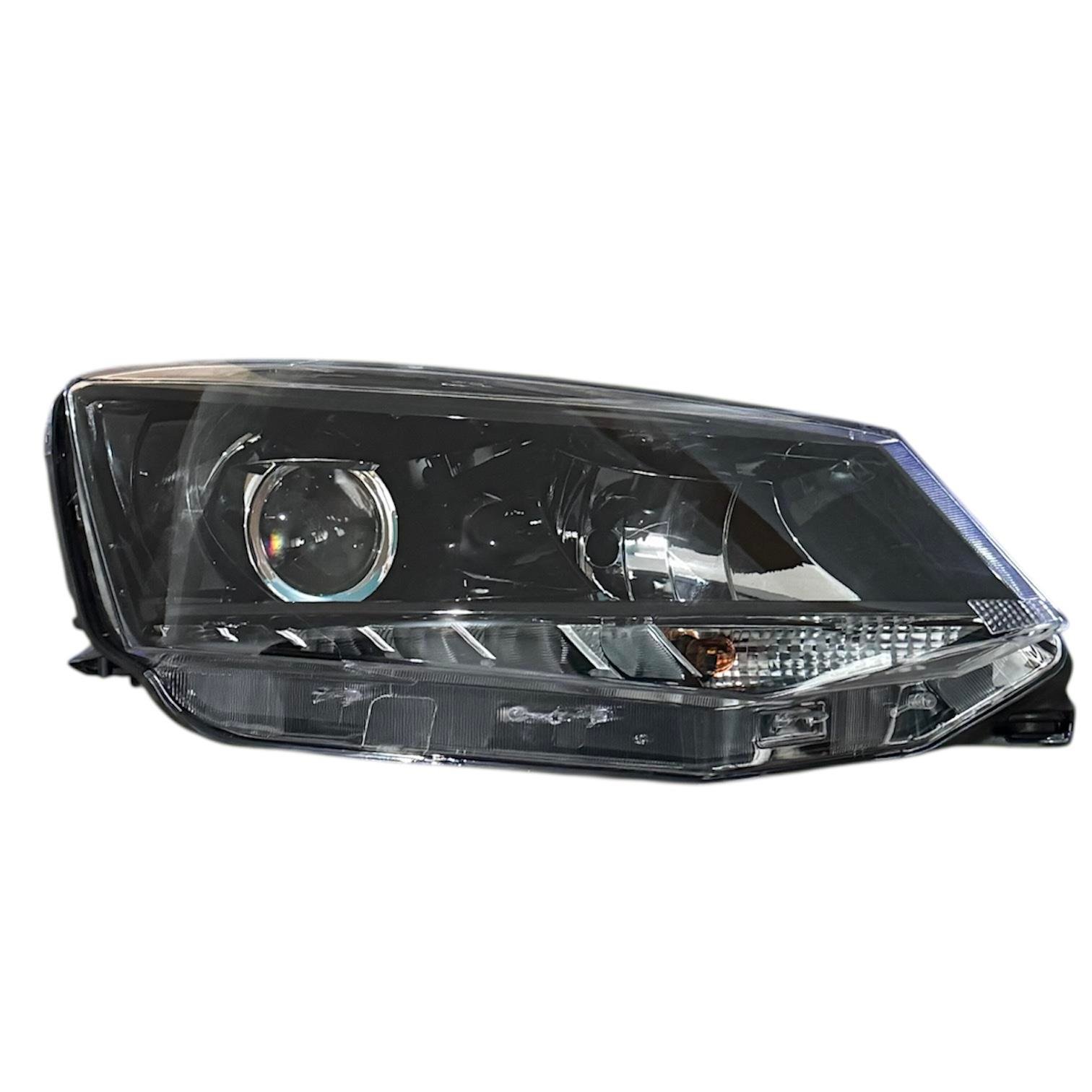 Skoda Far Fabia 14-17 Sağ (Mercekli/İçi Siyah) - 6V1941016A