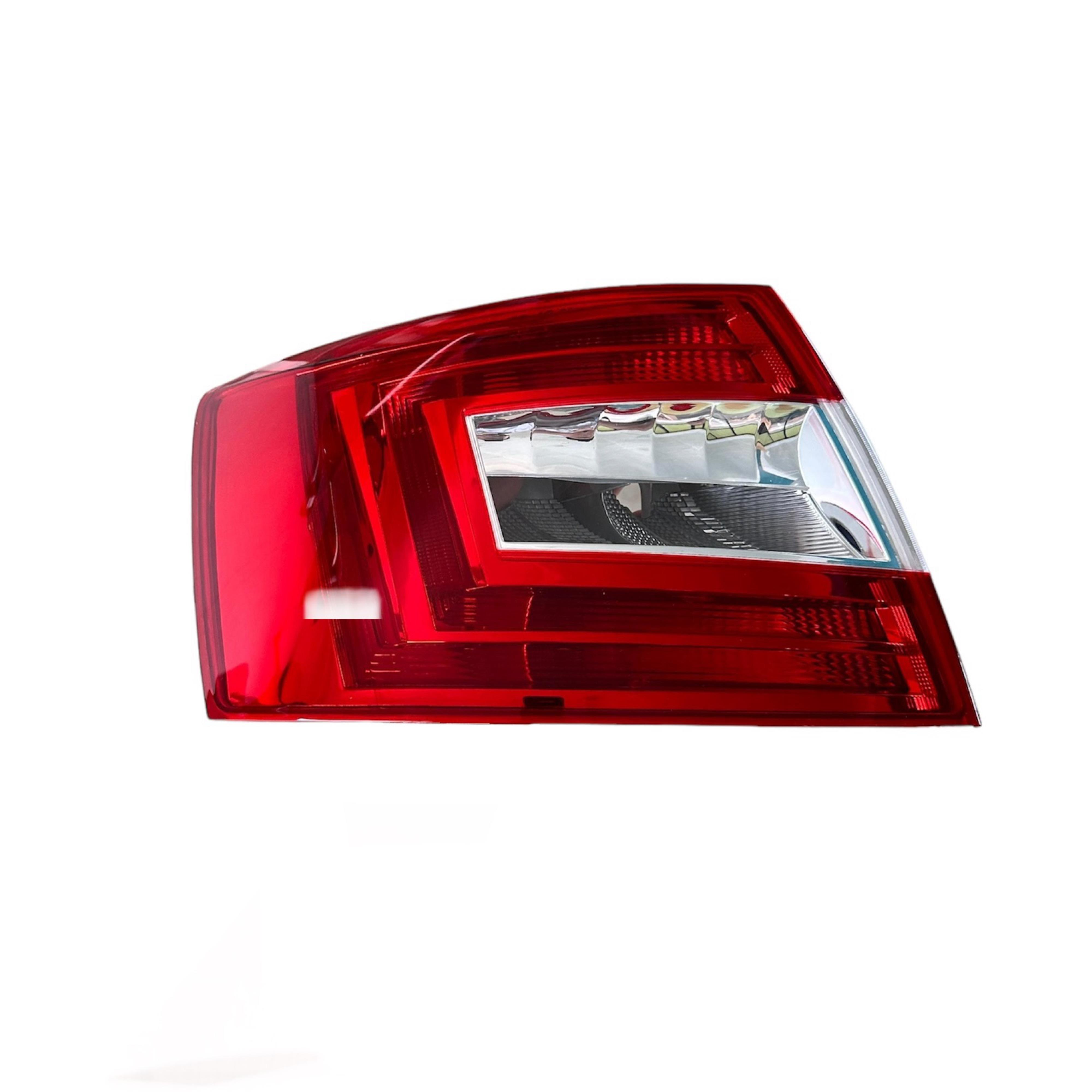 Skoda Stop Octavia 13-16 Sol (Ledsiz) - 5E5 945 111