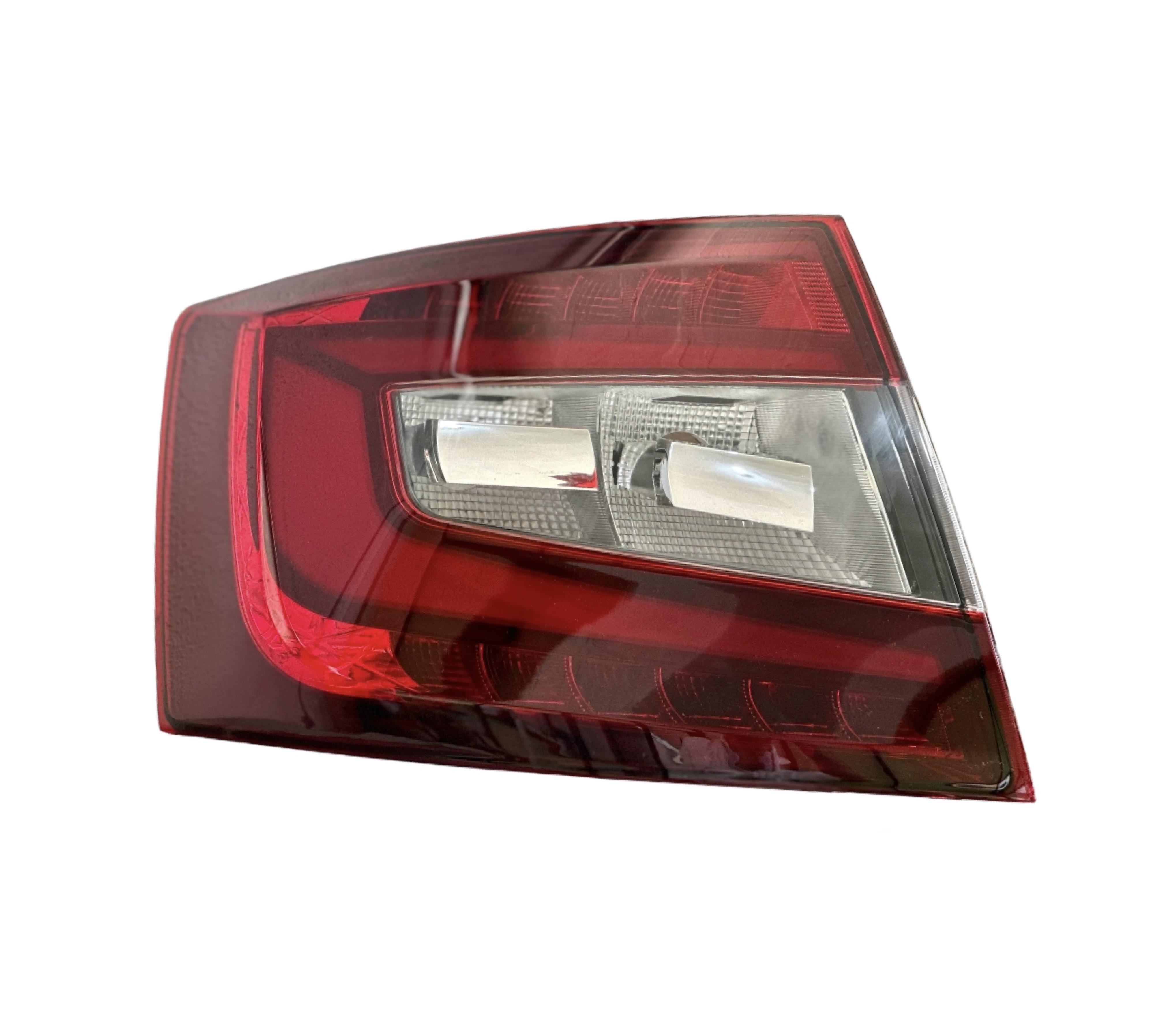 Skoda Stop Octavia 17-19 Sol (Ledli) - 5E5 945 711