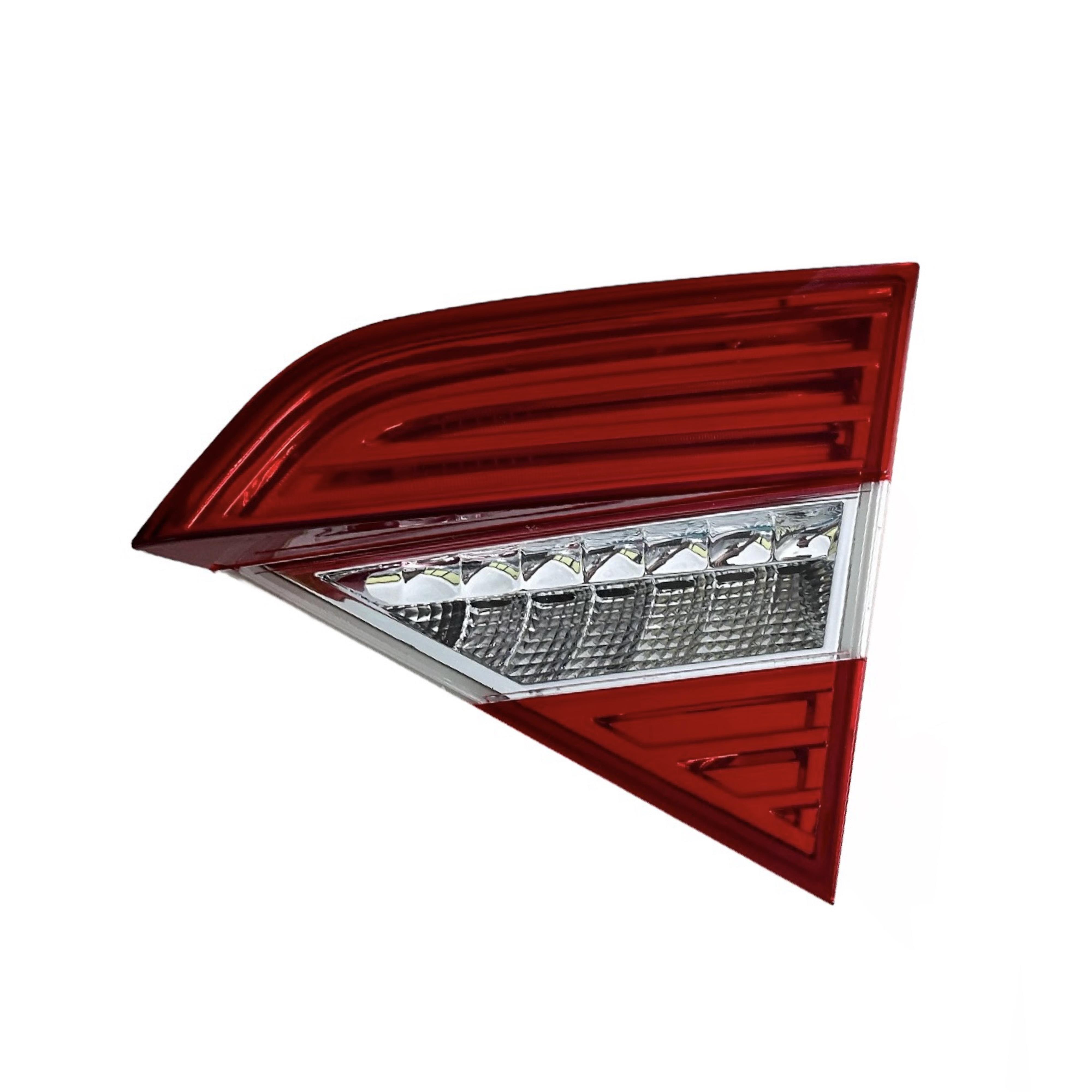 Skoda Stop Super B 13-15 İç Sağ (Ledli) - 3T0 945 094