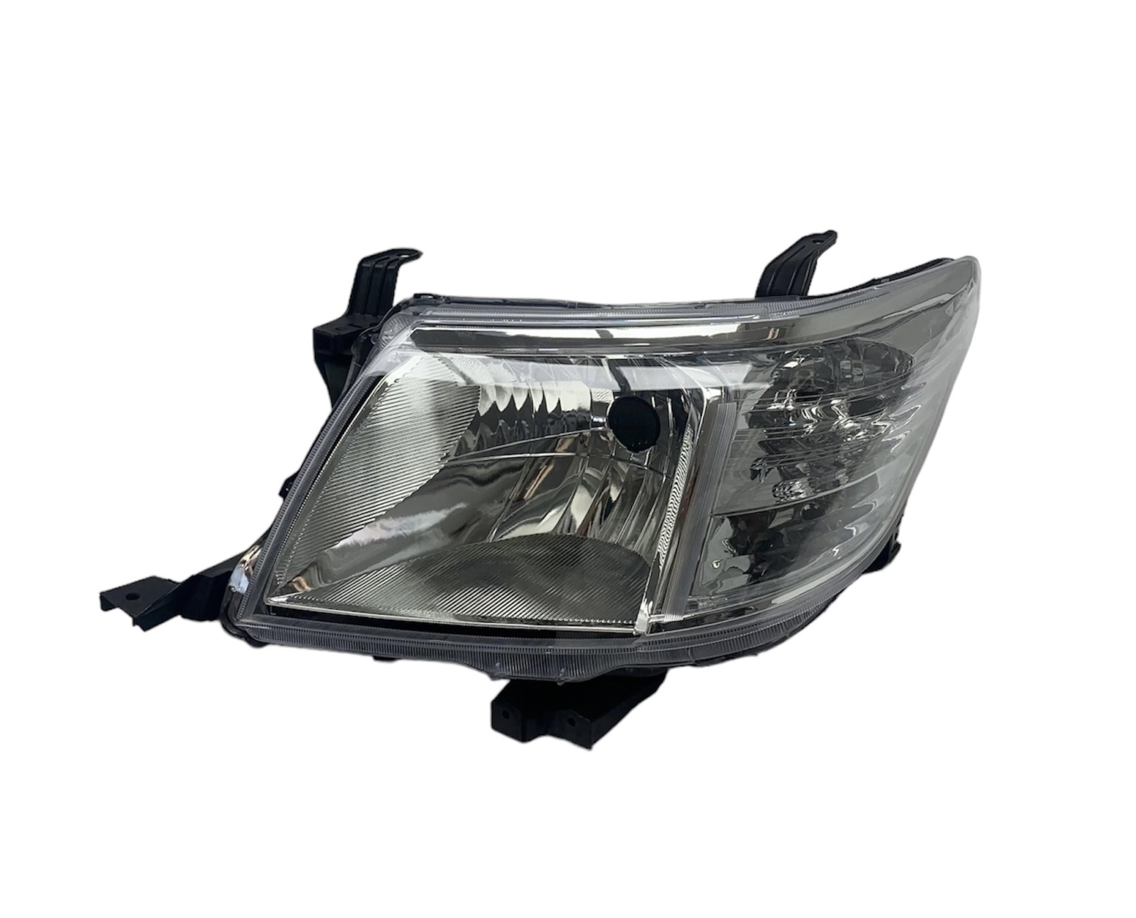 Toyota Far Hılux Vigo 12-14 Sol (Elektrikli/Motorlu) - 81150-0K440