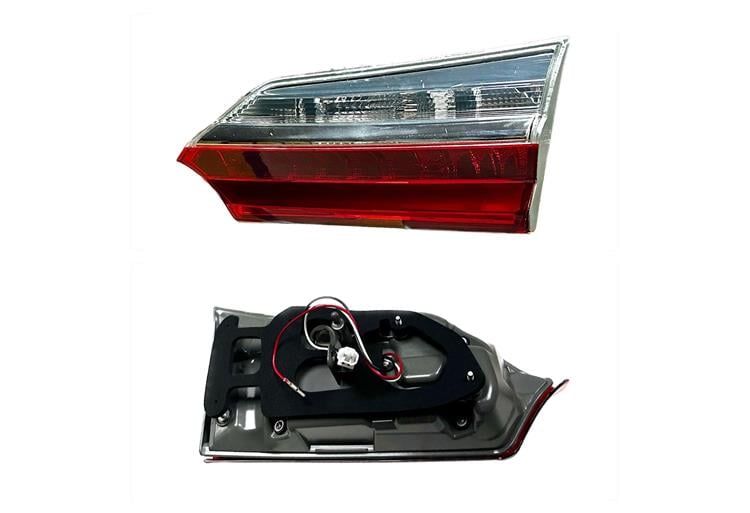 Toyota Stop Corolla 17-19 İç Sağ (Ledli) - 81580-02A30