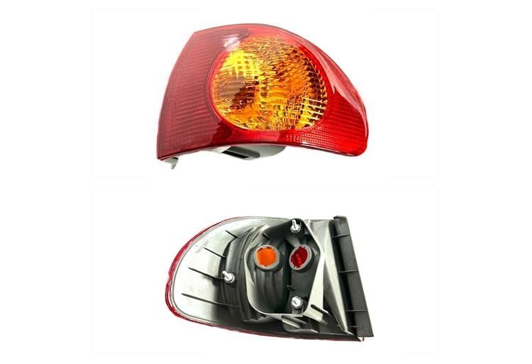 Toyota Stop Corolla Ae111 99-02 Dış Sağ - 81551-1E120