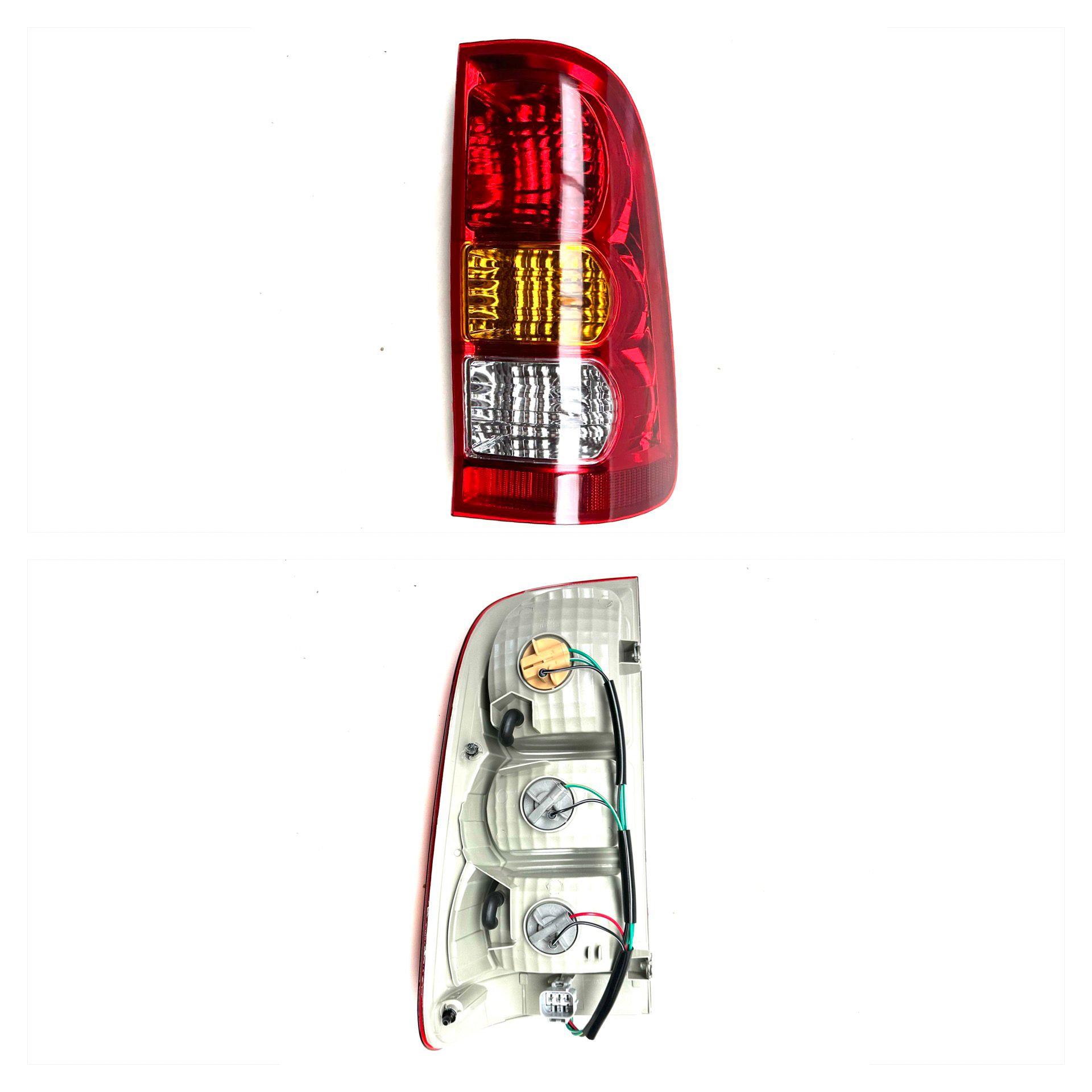 Toyota Stop Hılux 06-11 Sağ (Duylu) - 81550-0K010