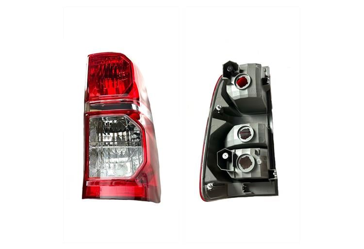 Toyota Stop Hılux 12-14 Sağ (Duylu) - 212-19W9-RH