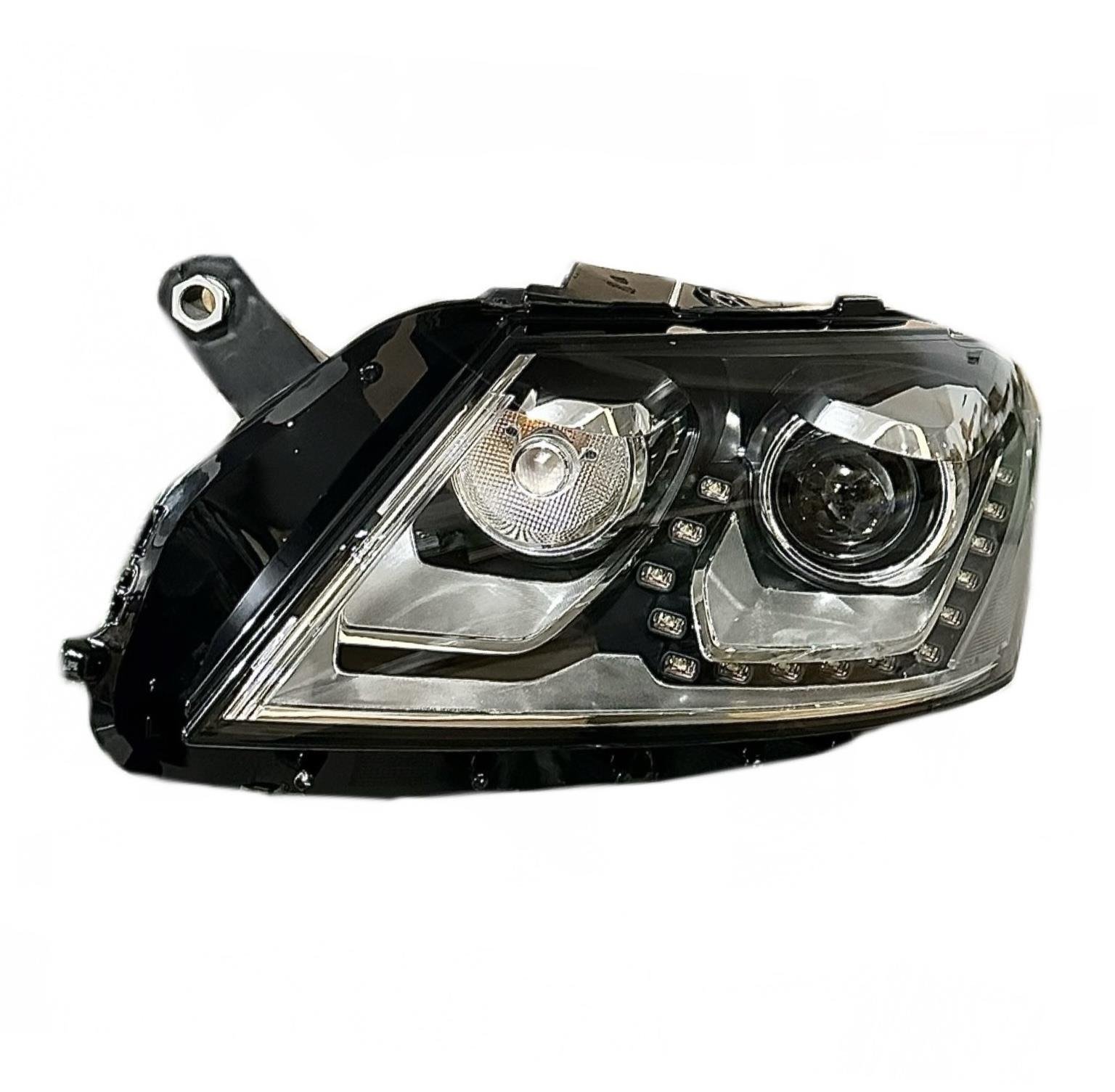 Volkswagen Far Passat B7 11-14 Sol (Xenon/Ledli/Beyin) - 3AB941753