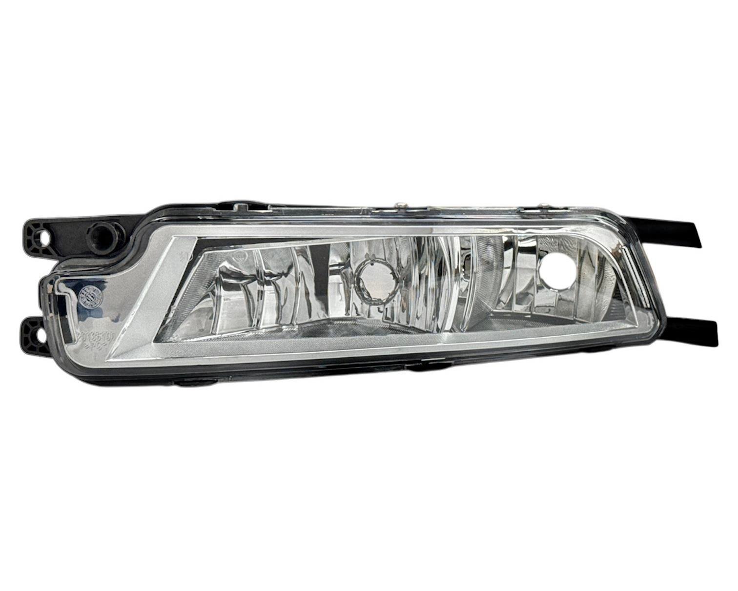 Volkswagen Lamba Sis Passat B8 14-19 Sol (Sabit Viraj Aydınlatmalı/Çift Duylu) - 3G0941661H