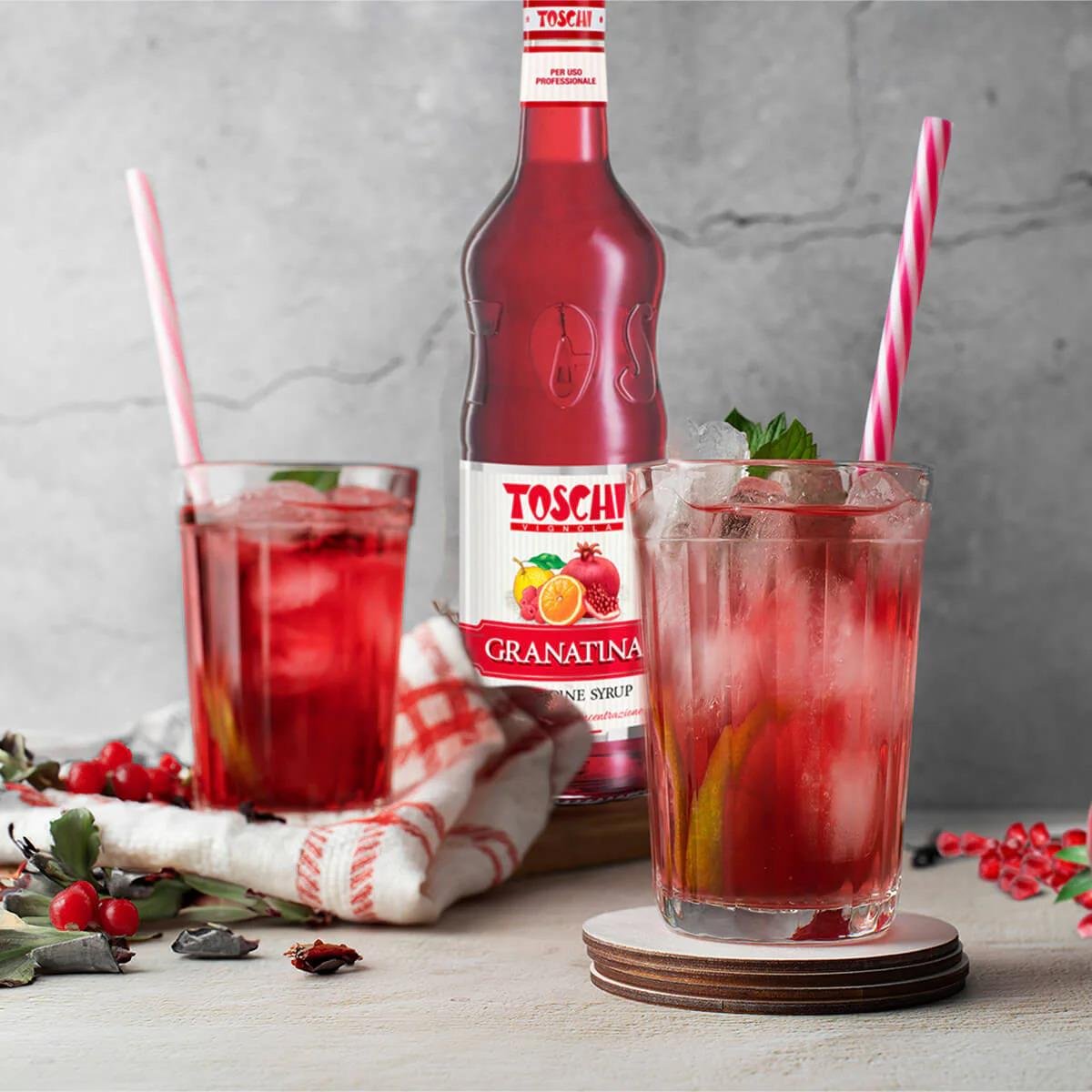 TOSCHI Nar Şurubu | Yüksek Konsantre | Katkısız ve Glutensiz | İtalya Ürünü | 1000 ml