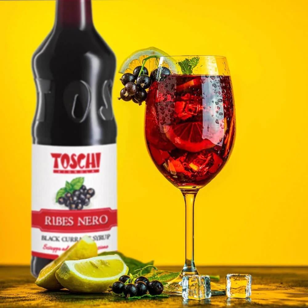 TOSCHI Siyah Frenk Üzümü Şurubu | Yüksek Konsantre | Katkısız ve Glutensiz | İtalya Ürünü | 1000 ml