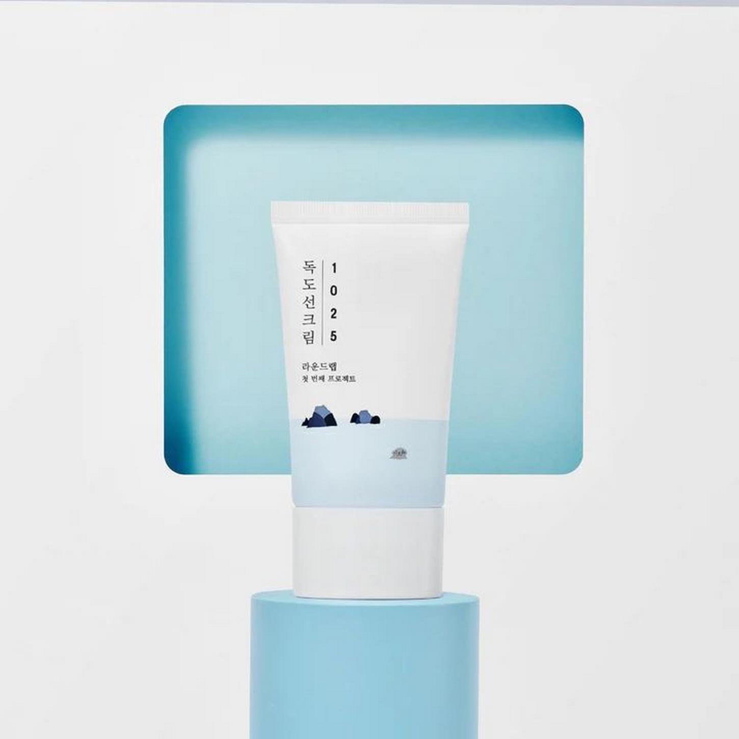 Round Lab 1025 Dokdo Sunscreen - Niacinamide & Hyalüronik Asit İçeren Hassas Cilt Güneş Koruyucu 50ml