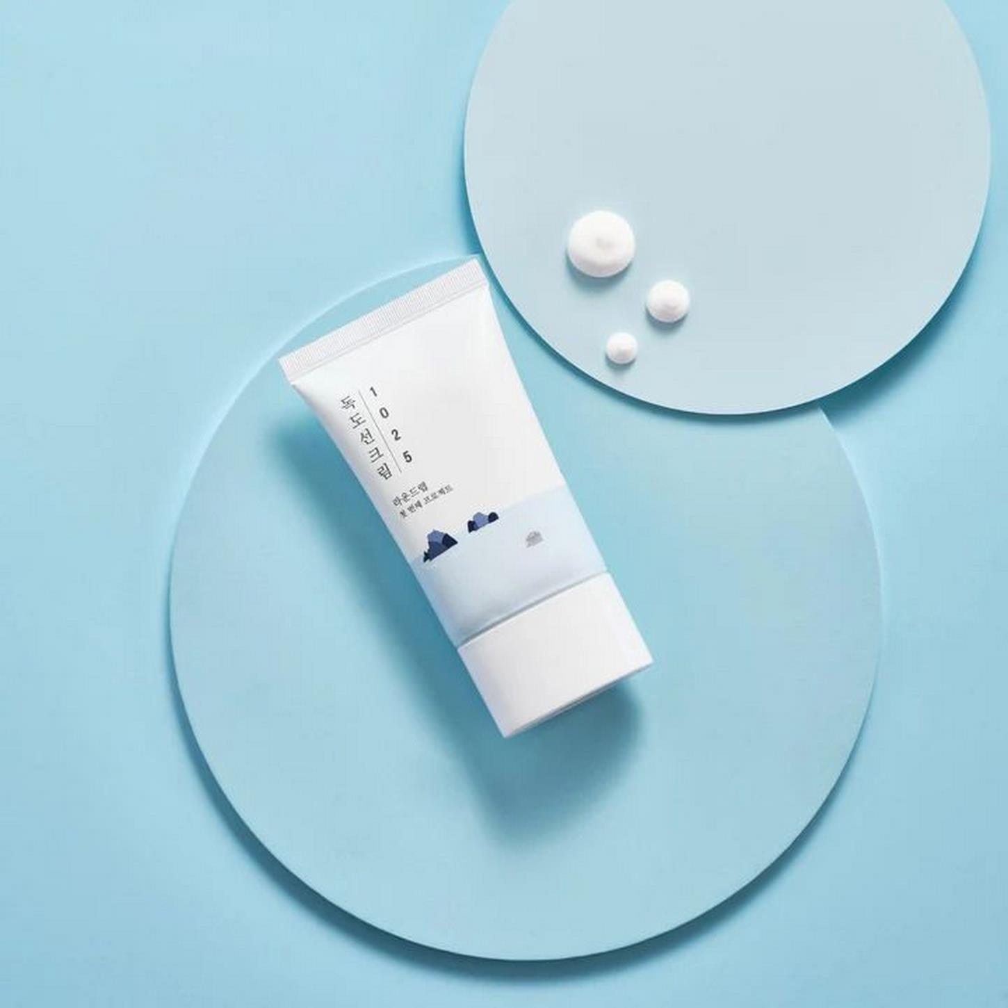 Round Lab 1025 Dokdo Sunscreen - Niacinamide & Hyalüronik Asit İçeren Hassas Cilt Güneş Koruyucu 50ml