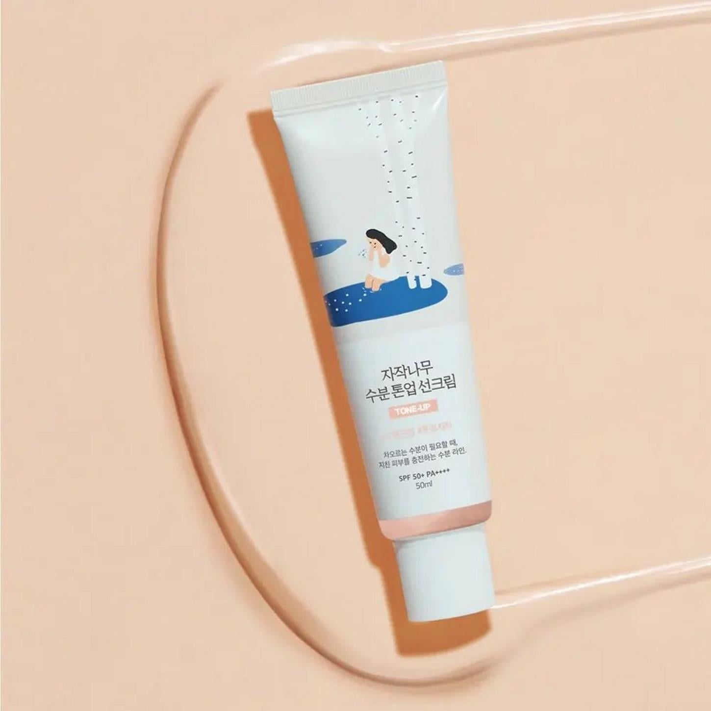 Round Lab Birch Moisture Tone-Up Sunscreen - Ton Eşitleyici, Aydınlatıcı Güneş Kremi 50ml