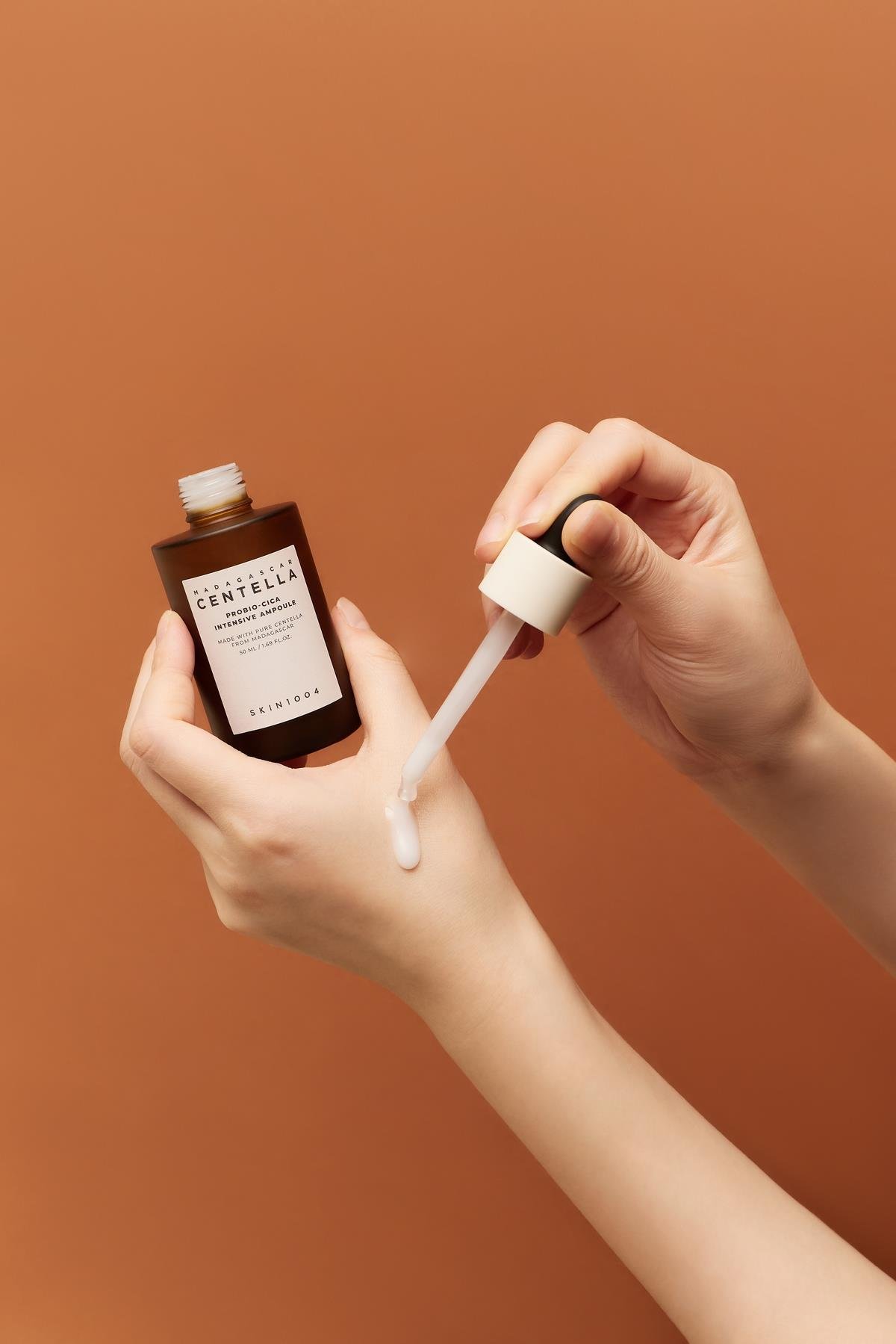 Skin1004 Madagascar Centella Probio-Cica Intensive Ampoule - Cilt Bariyeri Onarıcı Nemlendirici Ampul 95ml