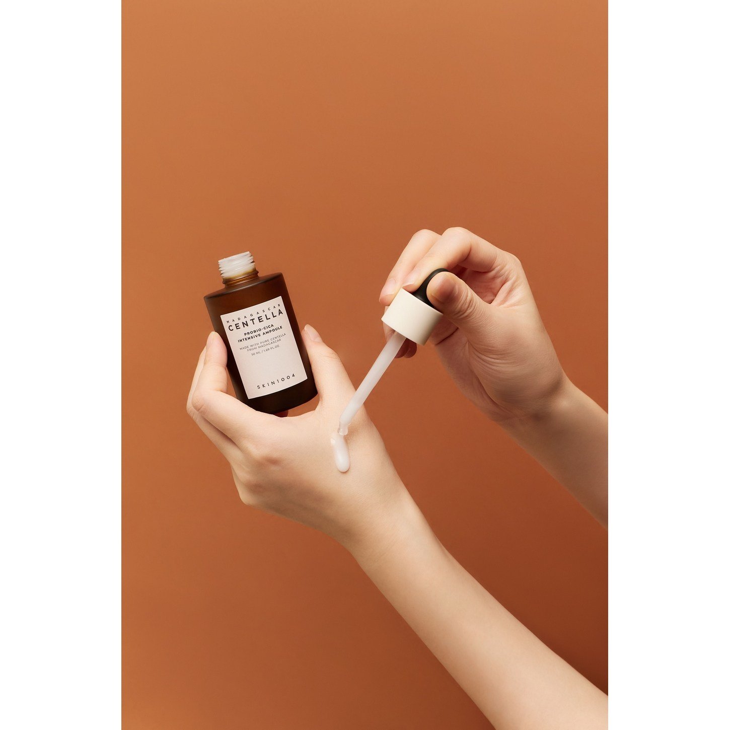 Skin1004 Madagascar Centella Probio-Cica Intensive Ampoule – Cilt Bariyeri Onarıcı Nemlendirici Ampul 50ml