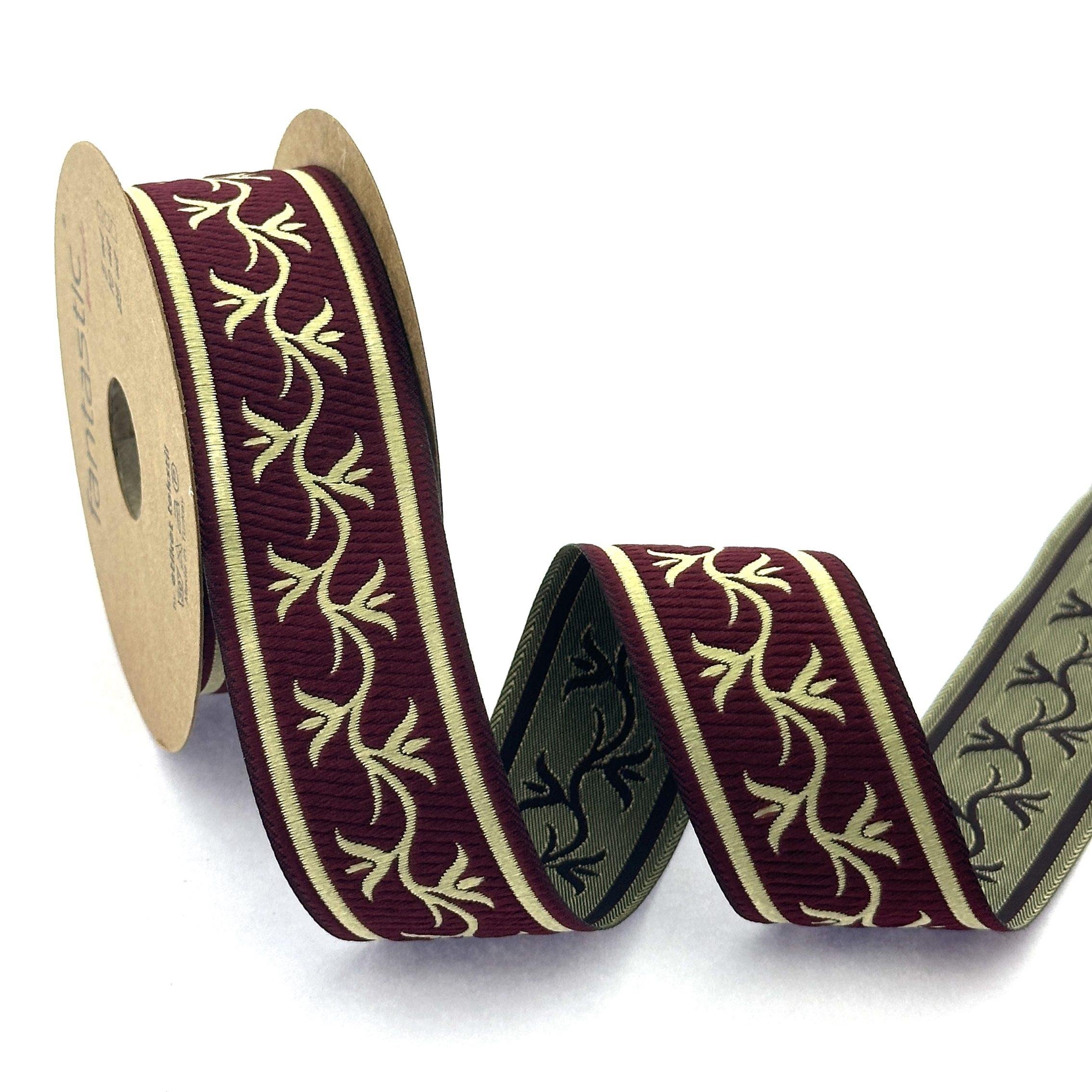 Classic Ribbon Border DKN