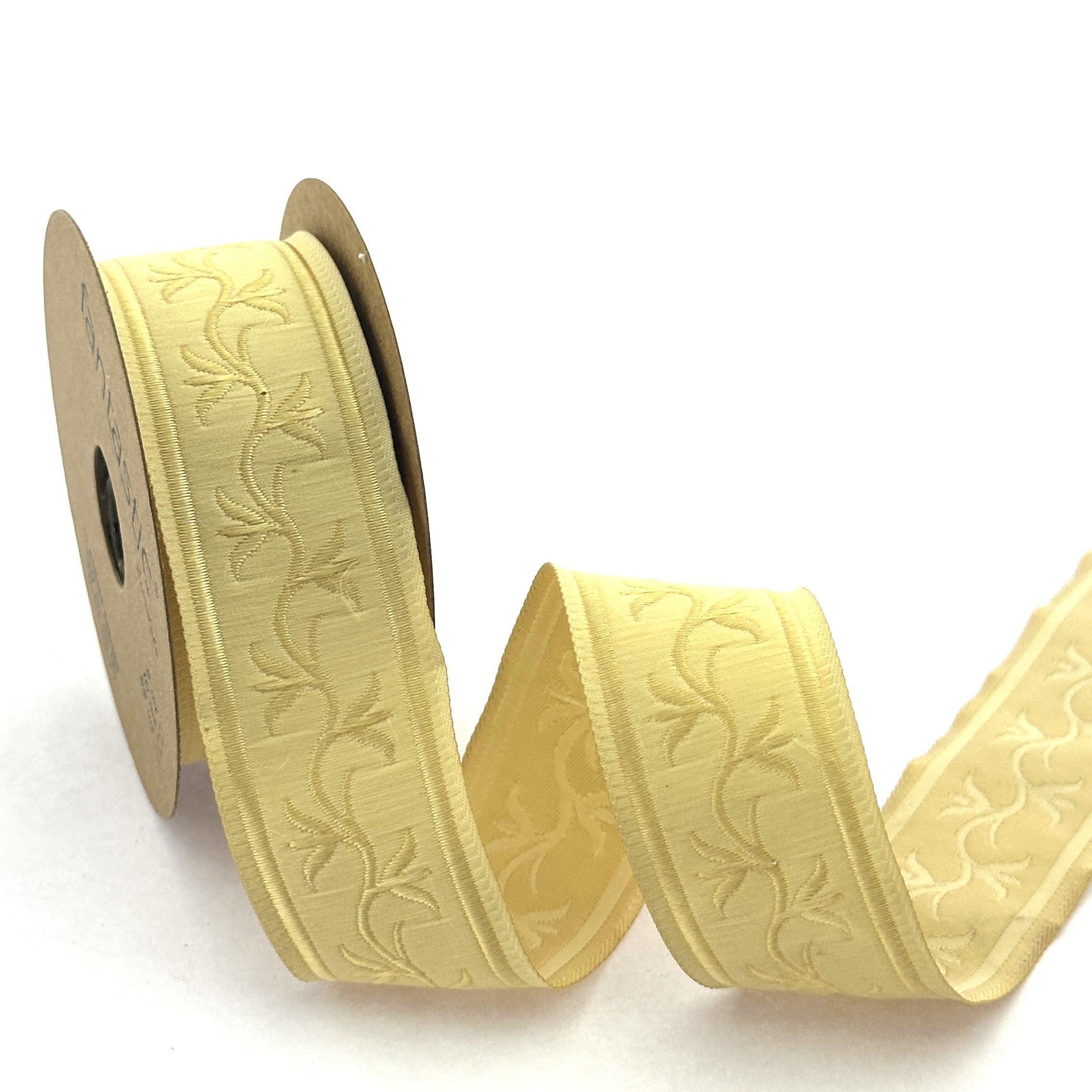 Classic Ribbon Border DKN