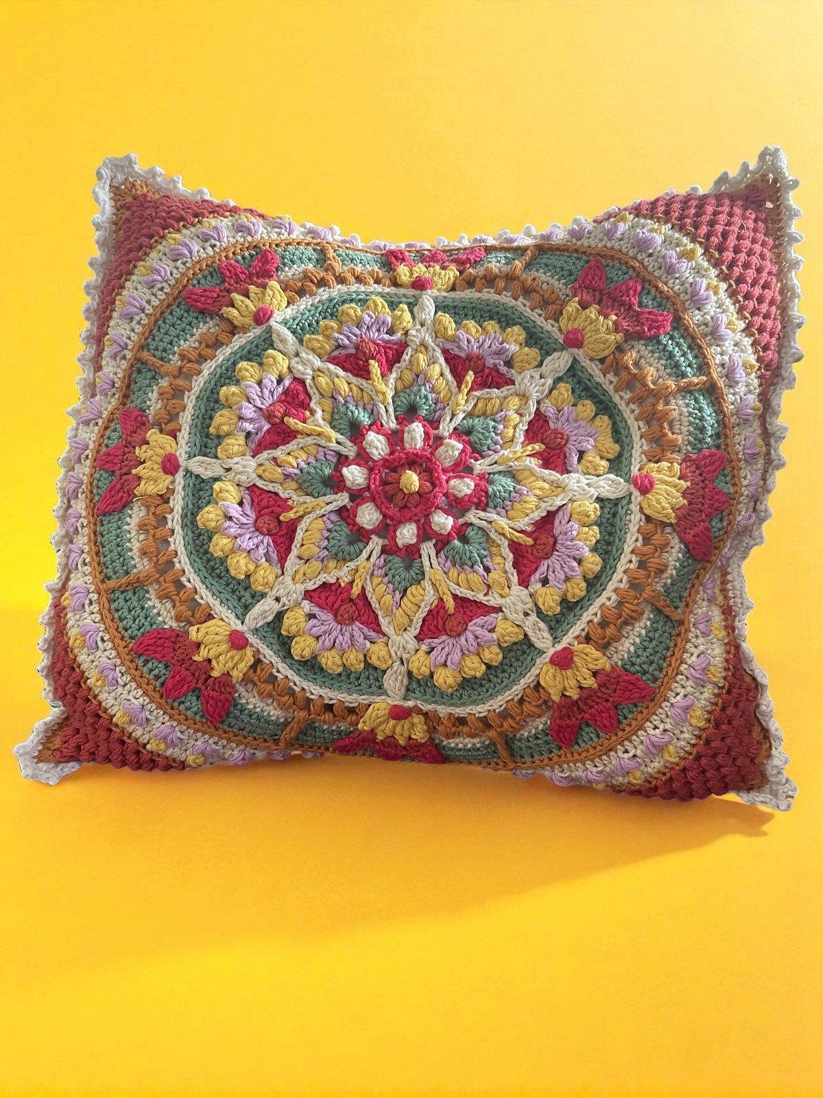hello-dk-cotton-yarn-25g-101-2-0810.jpg