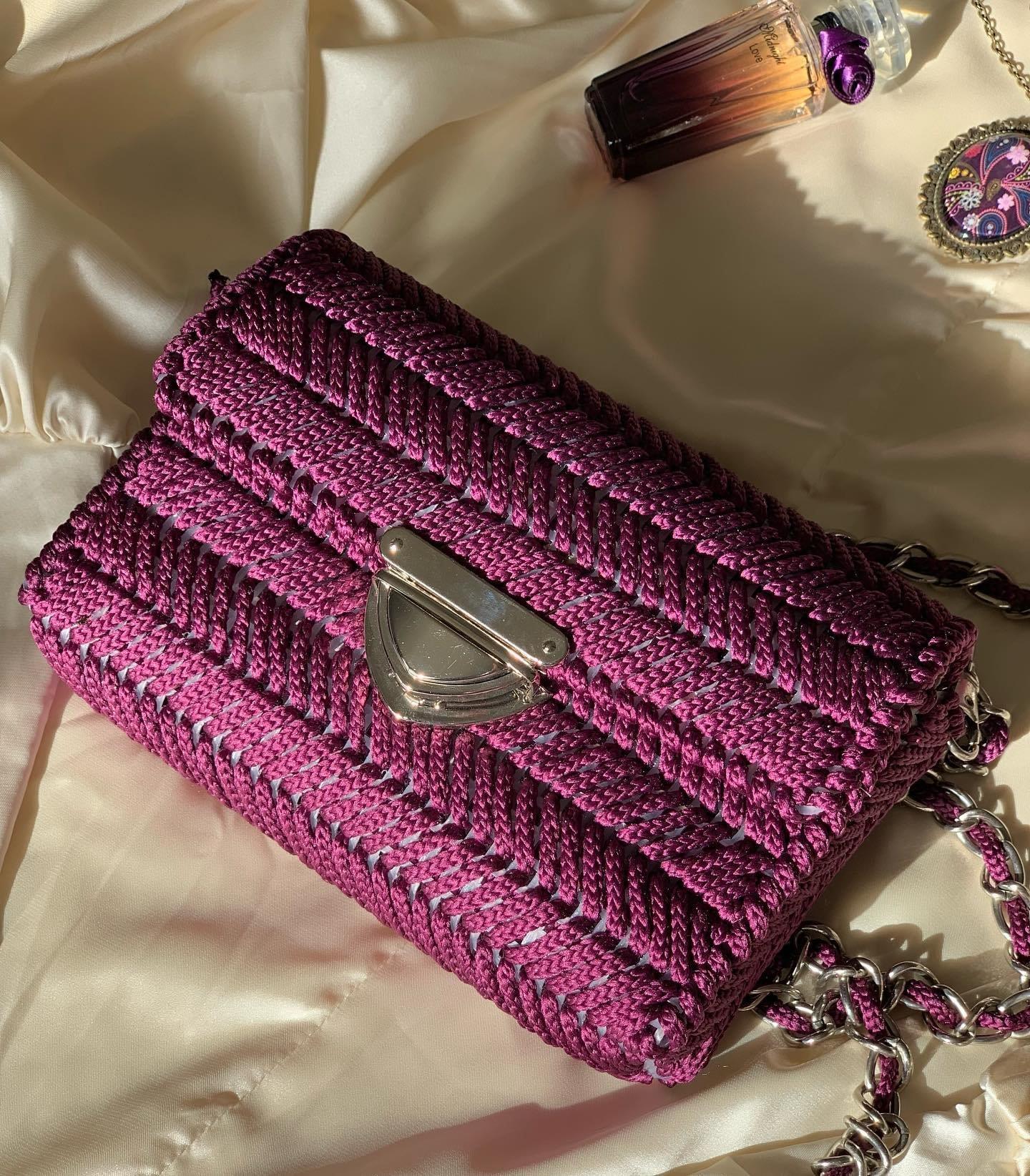 knittingbirdshop-polyester-shiny-macra-7-a01c.jpg