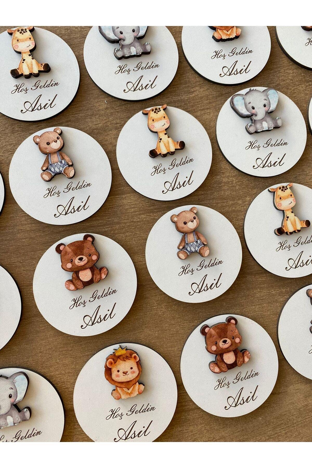 Wooden Baby Shower Magnets – Set of 20 Cute Newborn Party Favors – Rustic Baby Announcement Keepsakes – Gender Neutral – Ideal for Baby Showers, Birth Celebrations, or Gifts