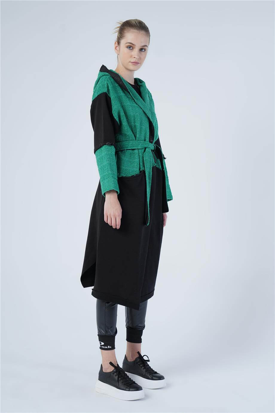 KAPÜŞONLU OVERSIZE HIRKA