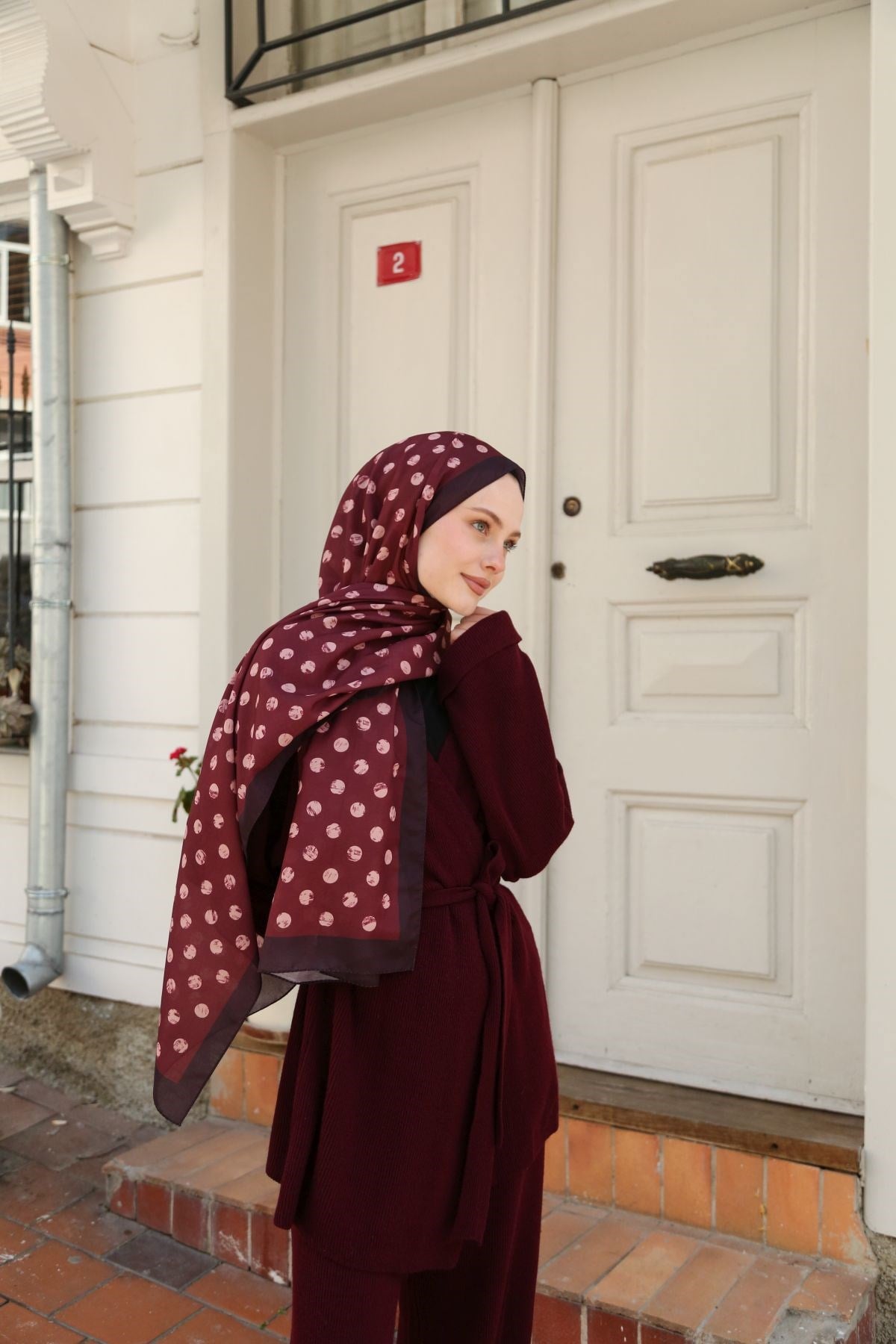 Hint İpek  Lara Şal LARAV02-10