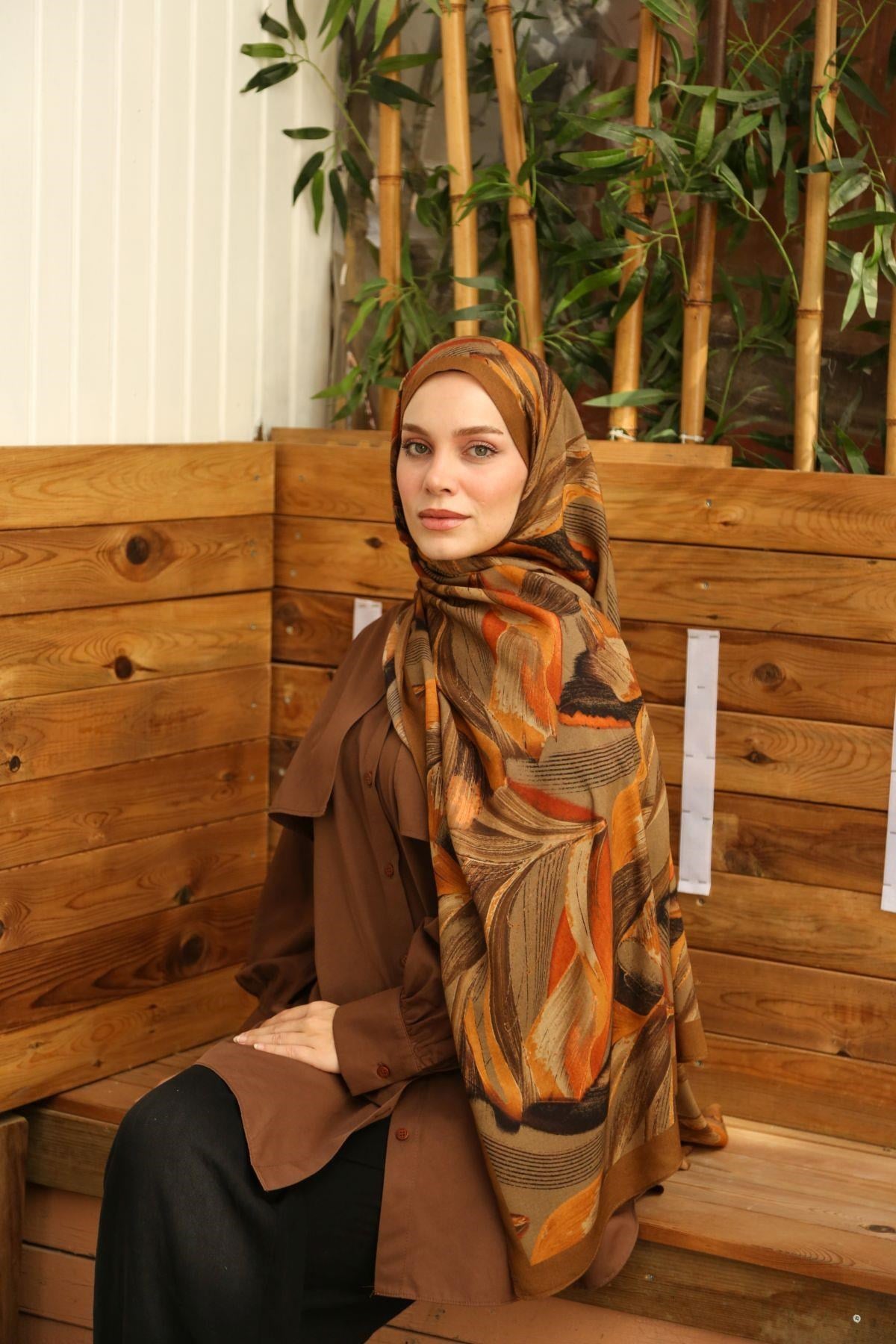 Petra Desen Şal