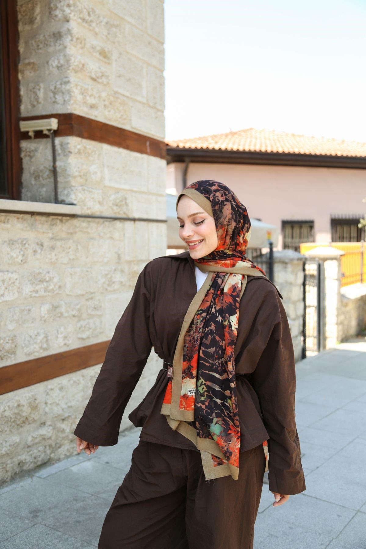 Petra Desen Şal
