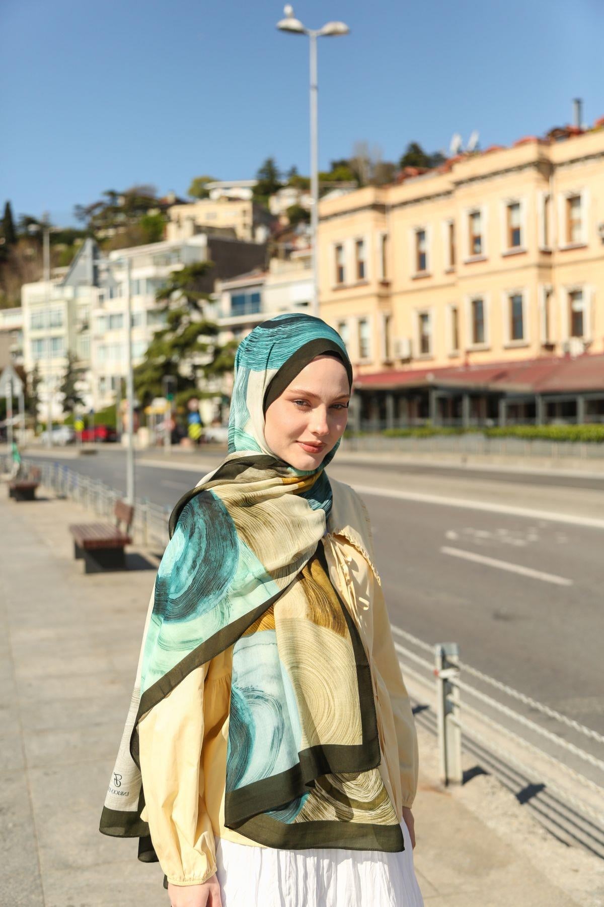 Petra Desen Şal
