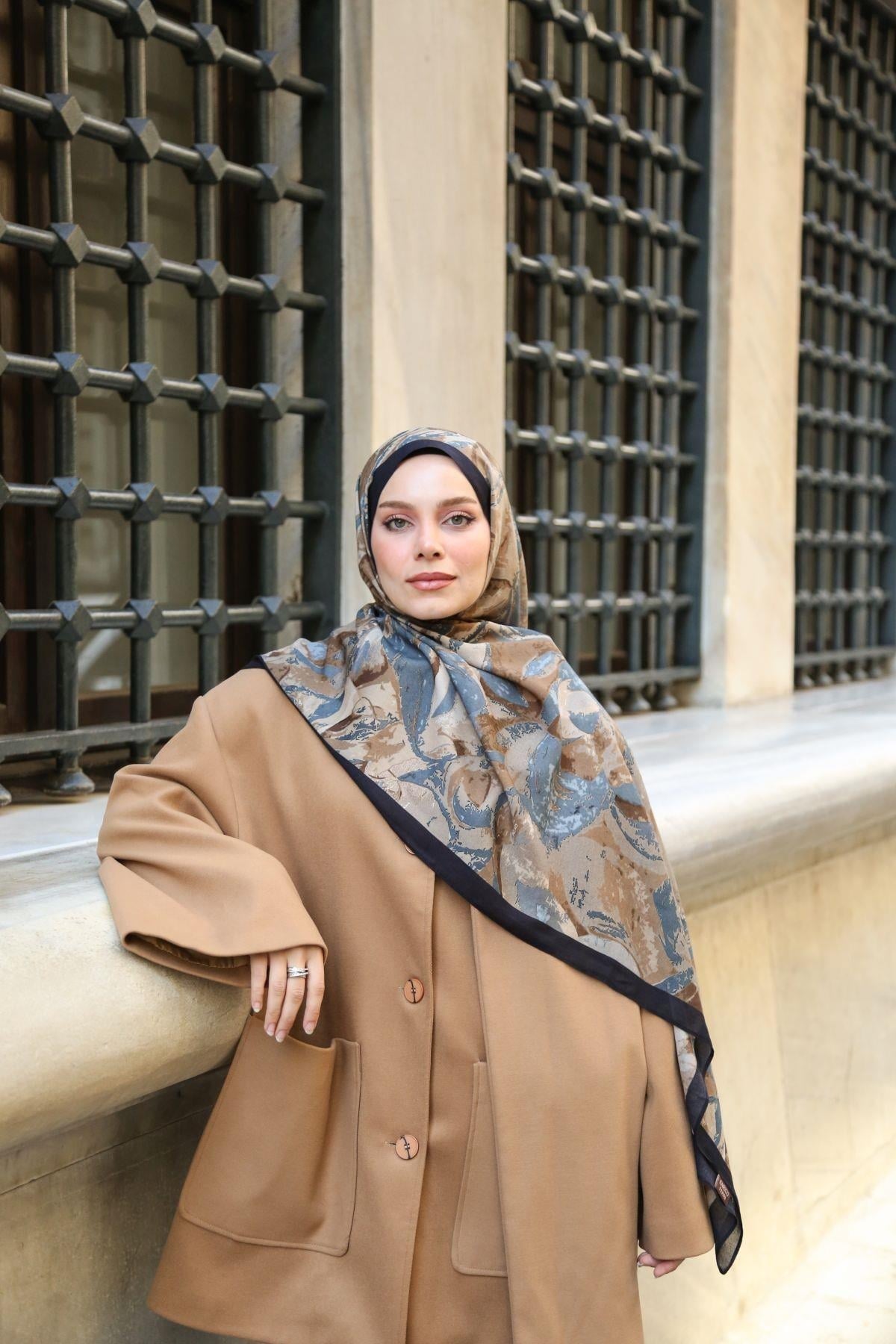 Petra Desen Şal